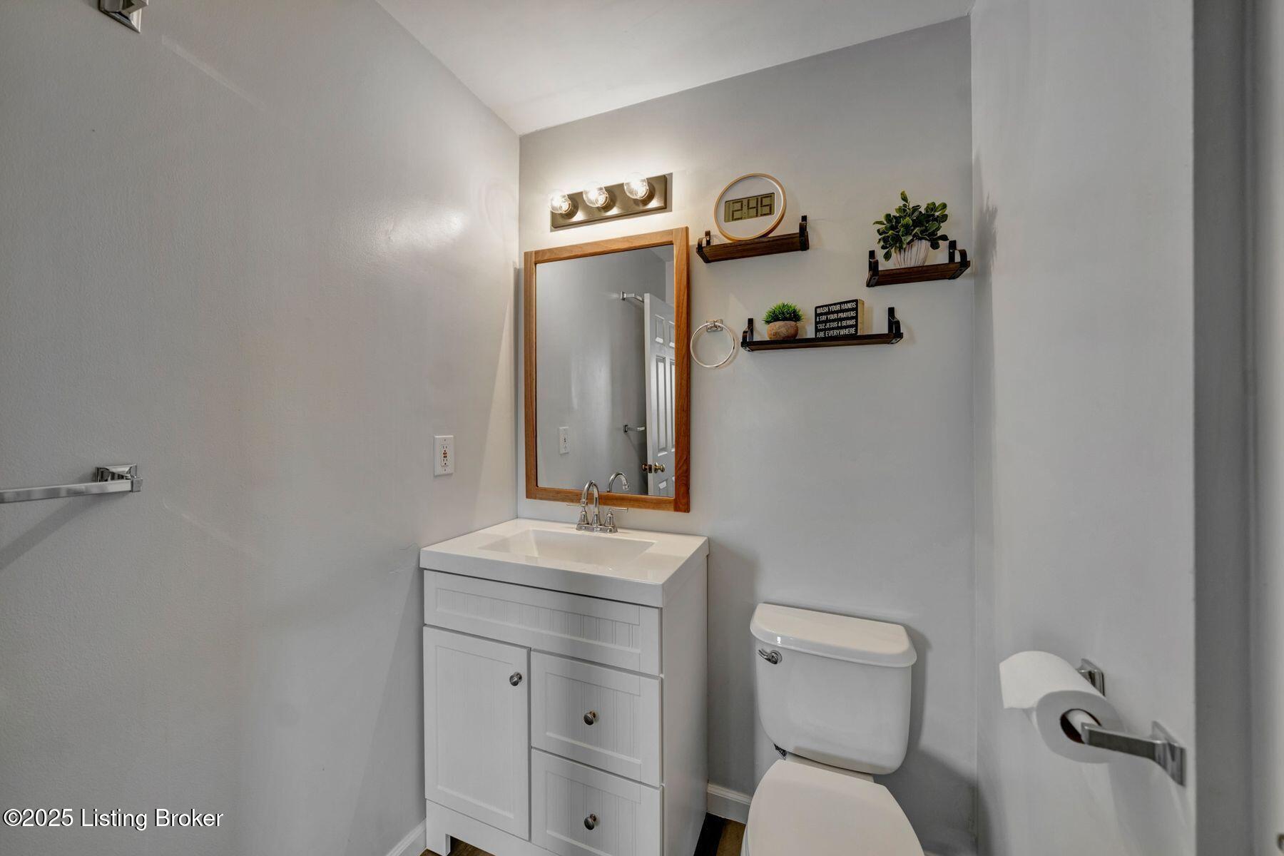 7320 Orchard Lake Blvd