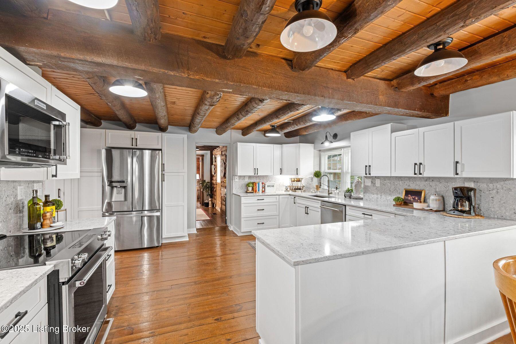 144 Rosswoods Dr