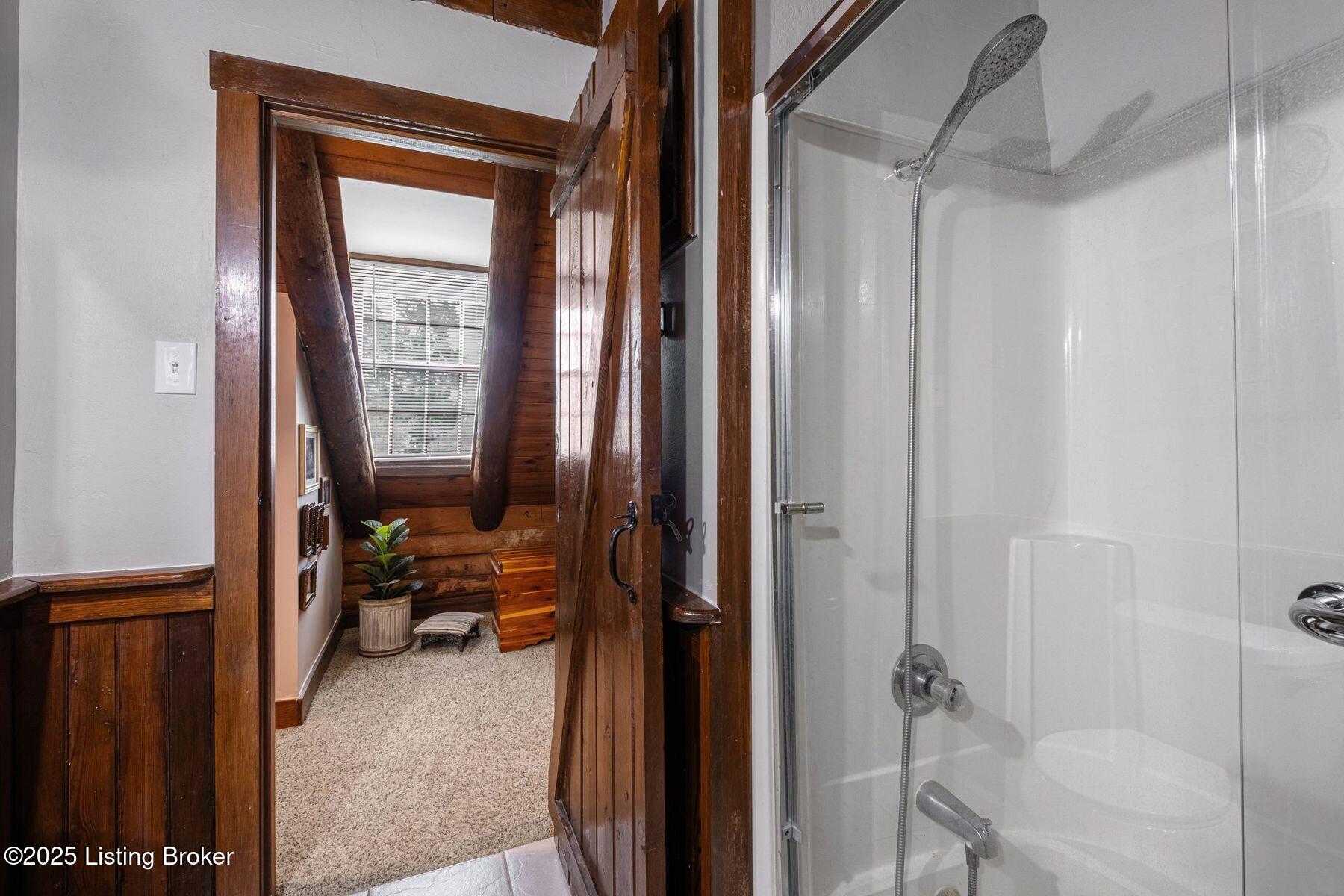 144 Rosswoods Dr