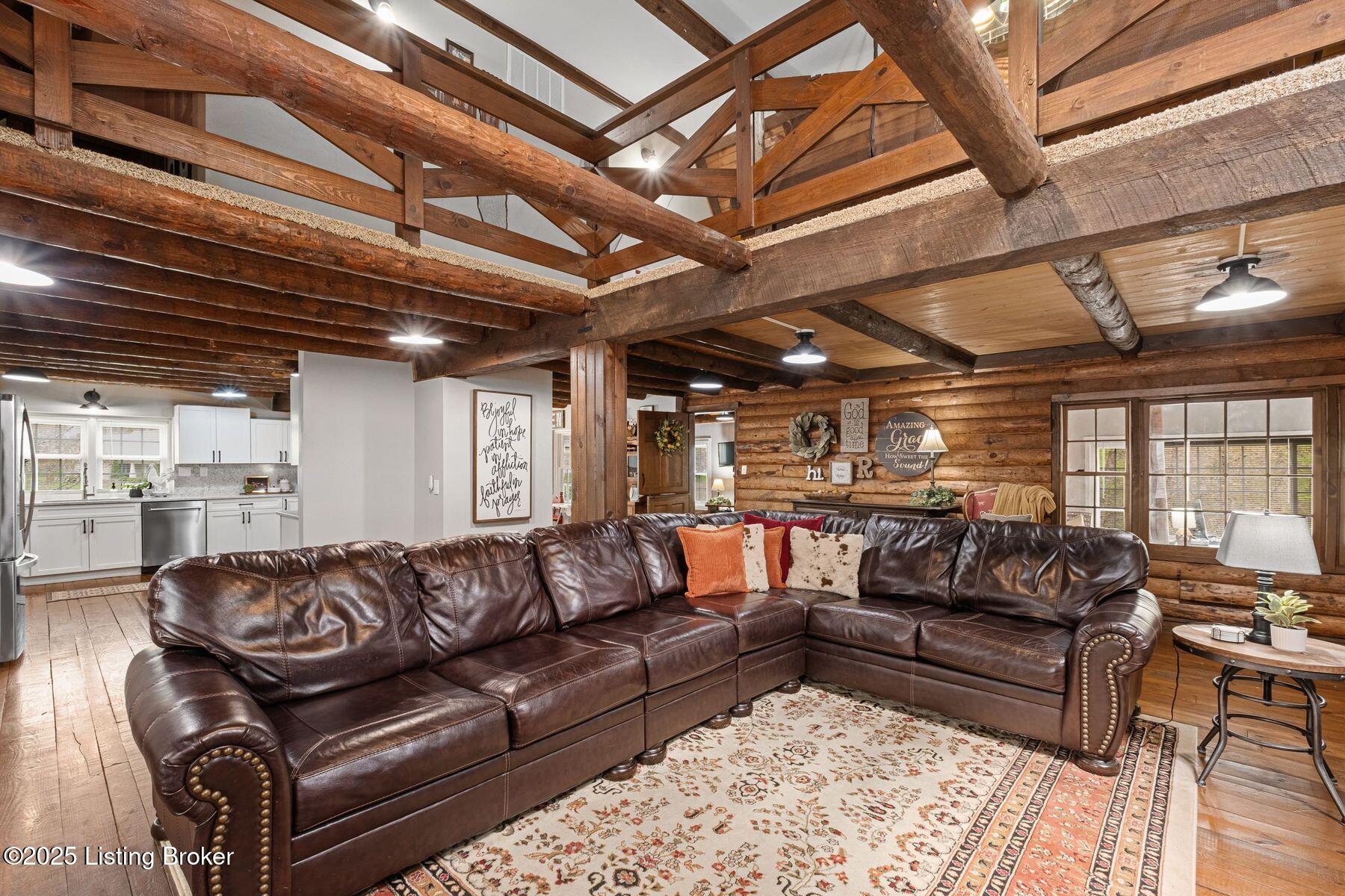 144 Rosswoods Dr