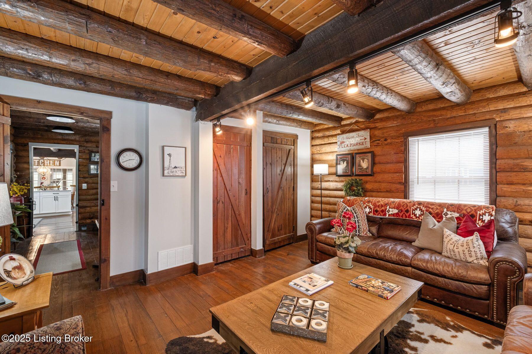 144 Rosswoods Dr