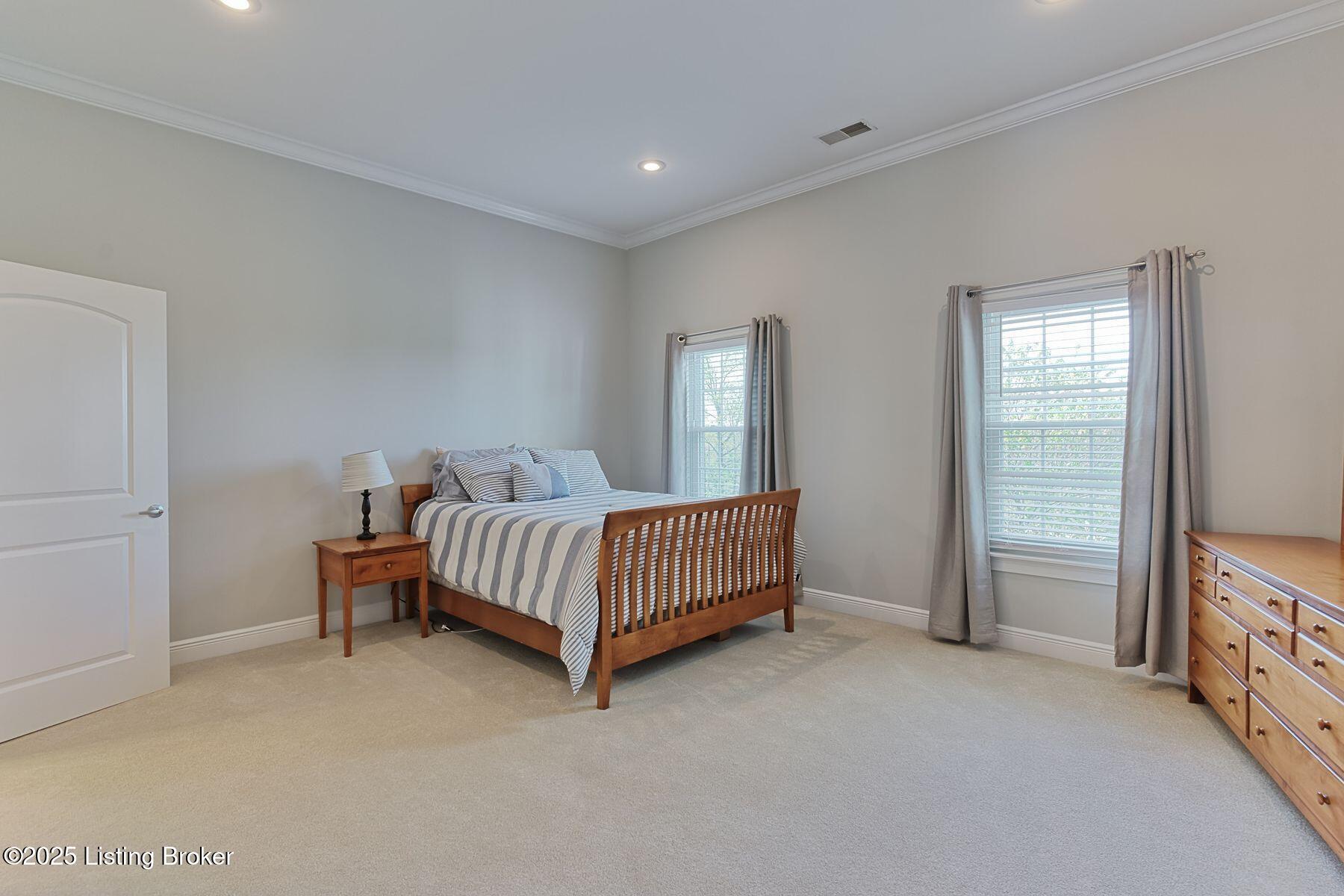 454 Veechdale Rd