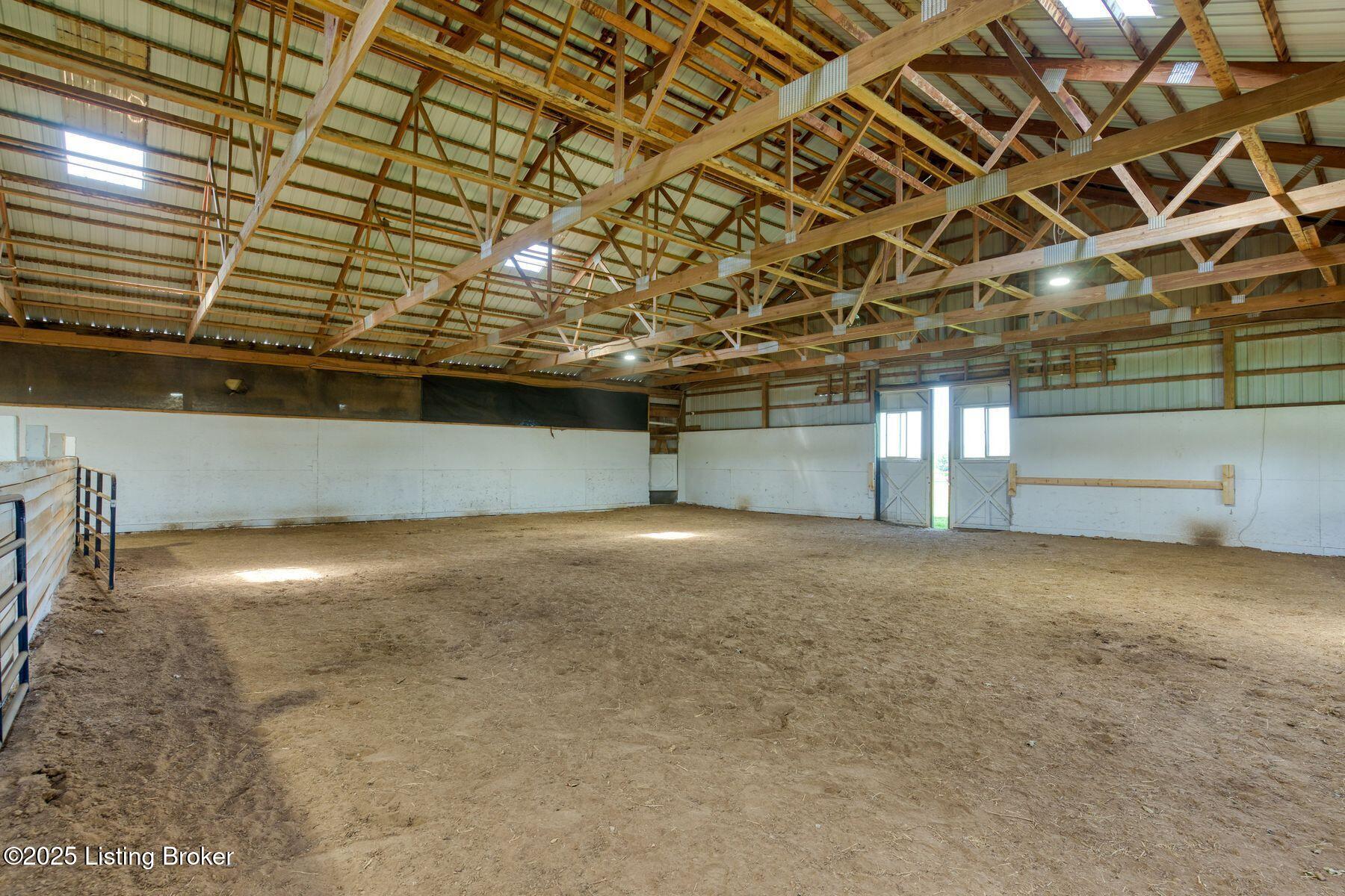 454 Veechdale Rd