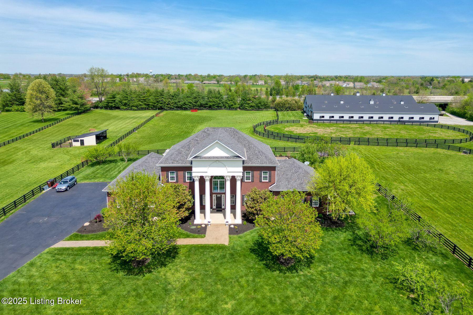 454 Veechdale Rd