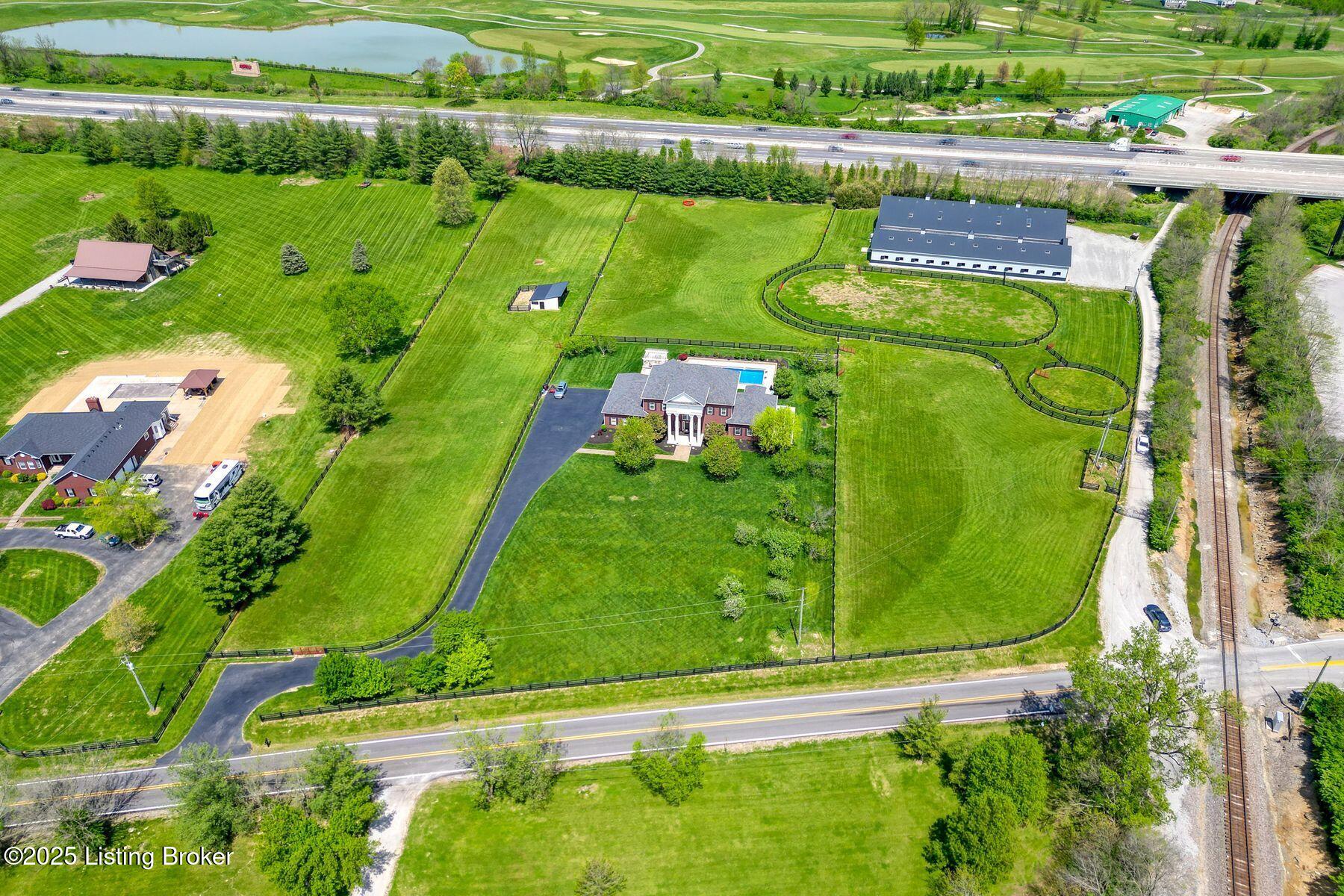 454 Veechdale Rd
