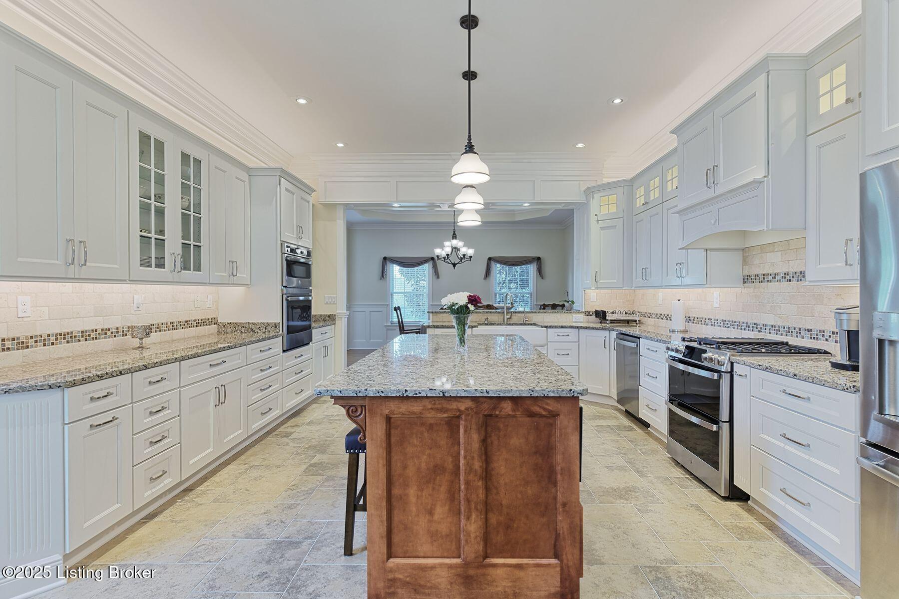 454 Veechdale Rd