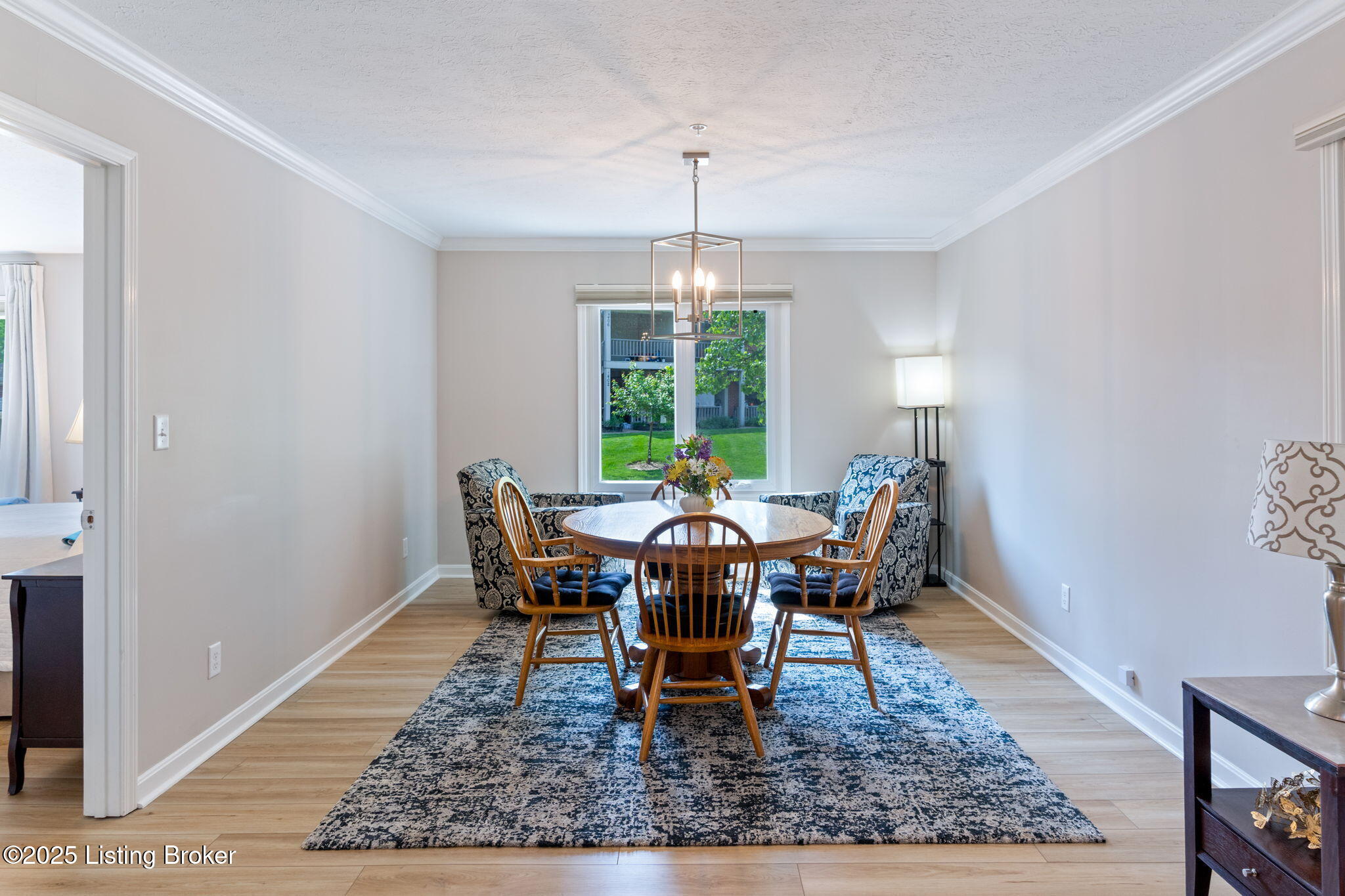 346 Rosewood Dr