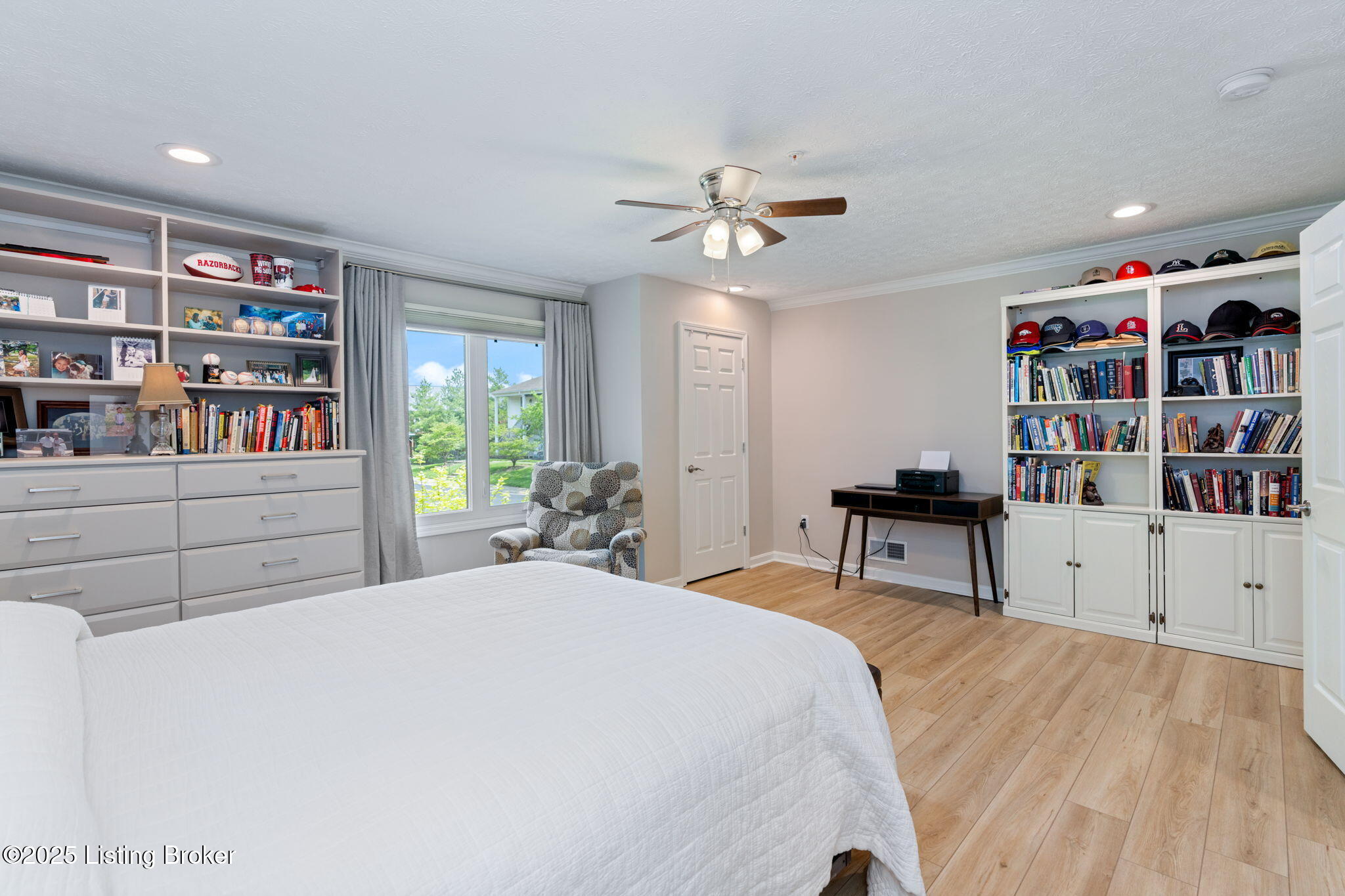 346 Rosewood Dr
