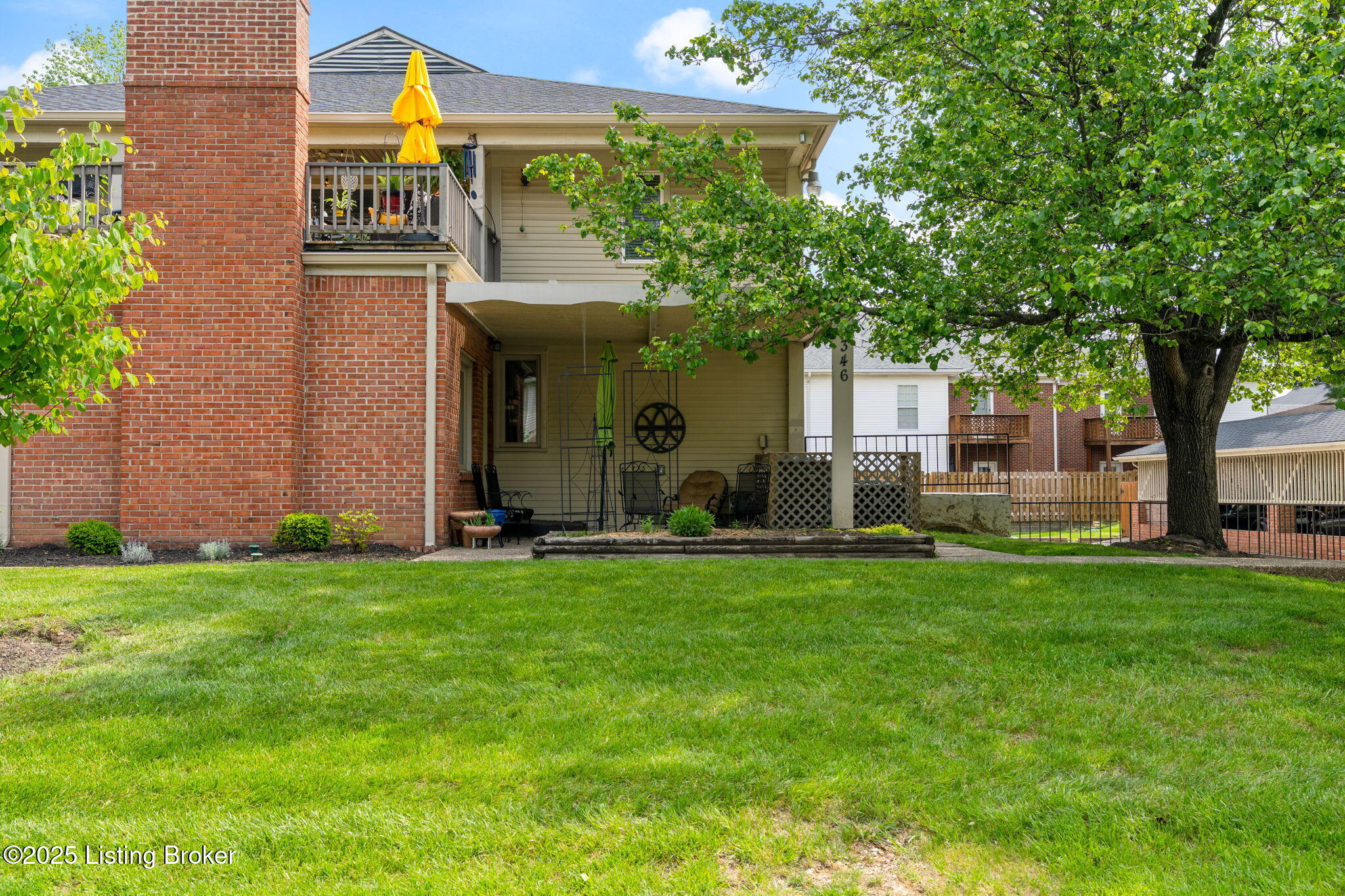 346 Rosewood Dr