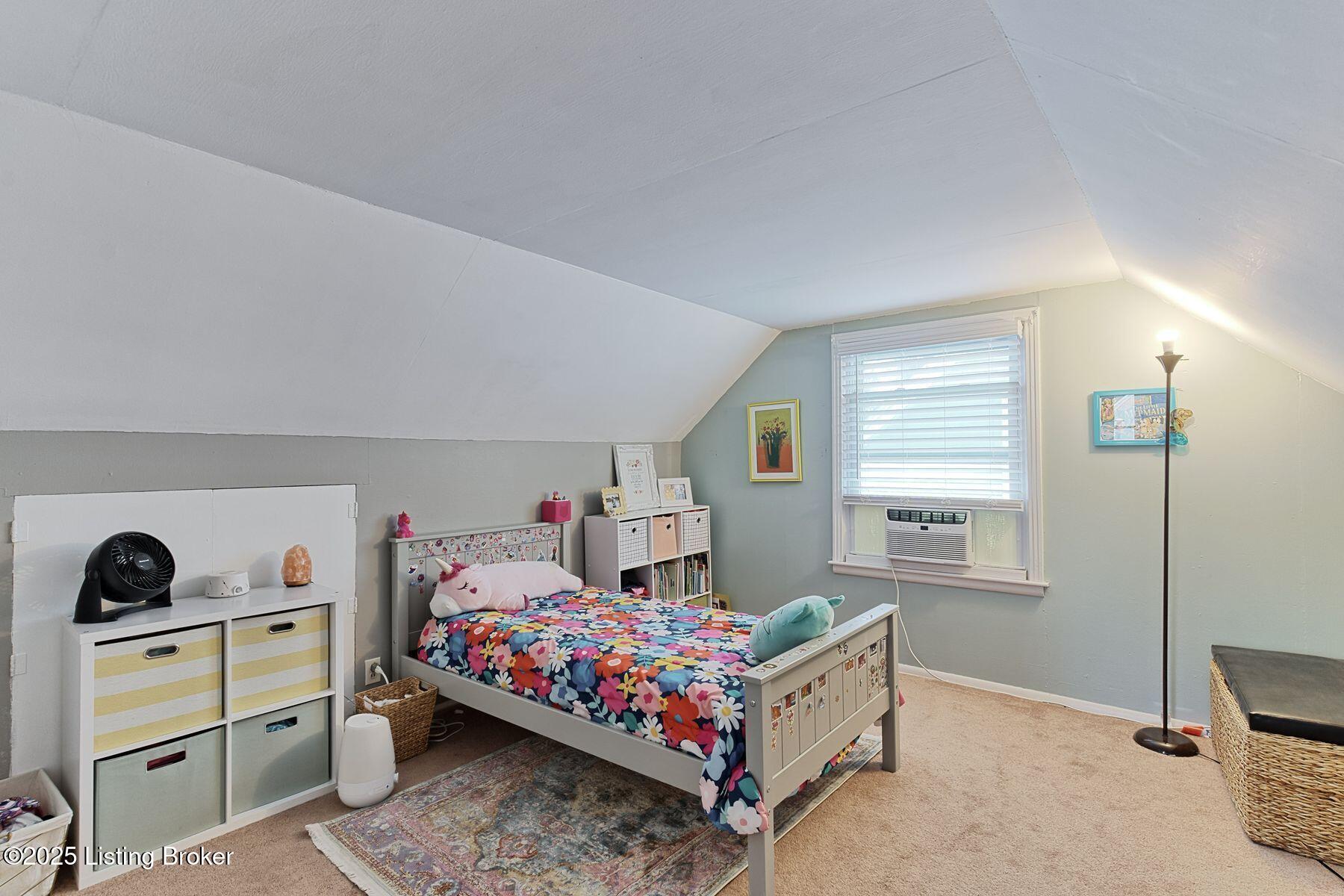 631 Marquette Dr