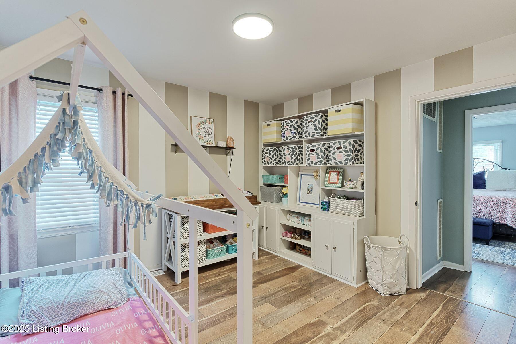 631 Marquette Dr