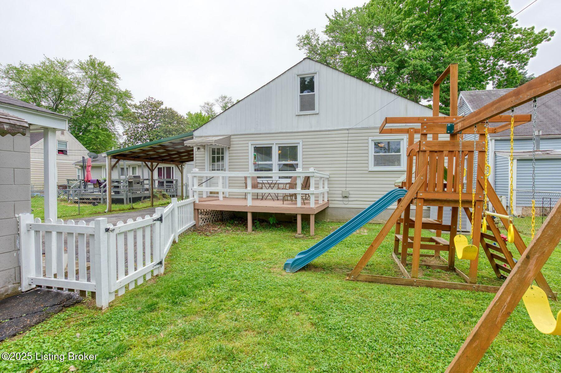 631 Marquette Dr