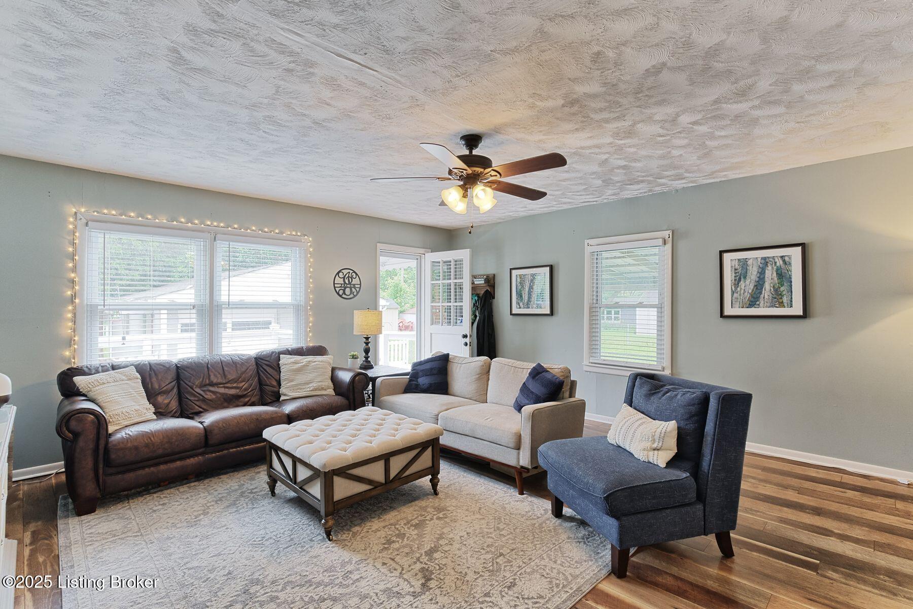 631 Marquette Dr