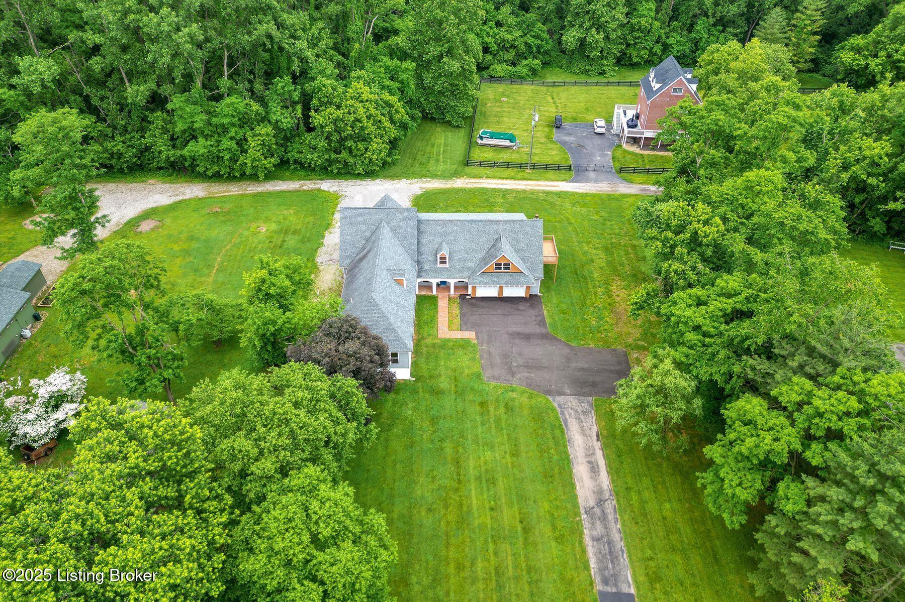 2519 Belknap Beach Rd