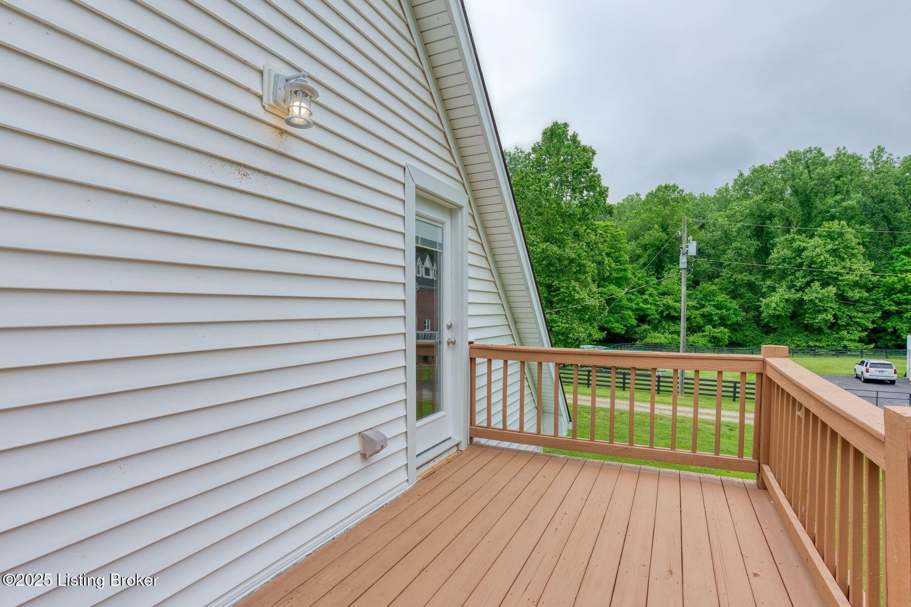 2519 Belknap Beach Rd