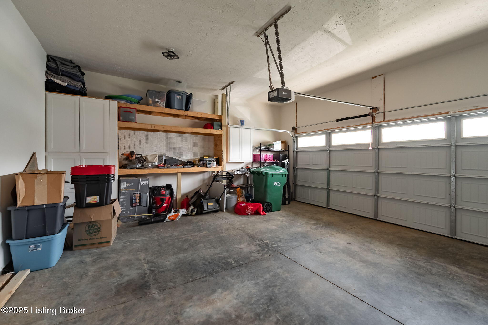2010 Meadows Edge Ln