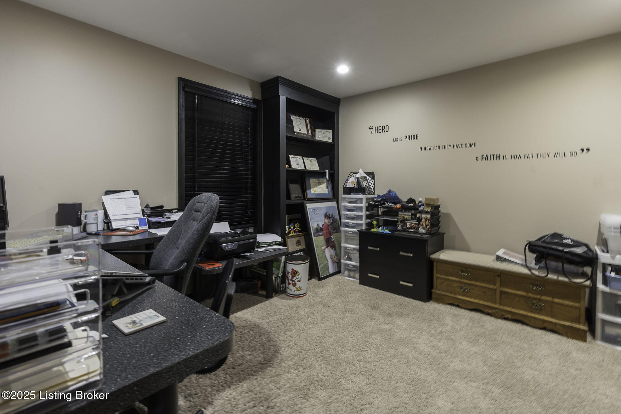 8615 Sanctuary Ln