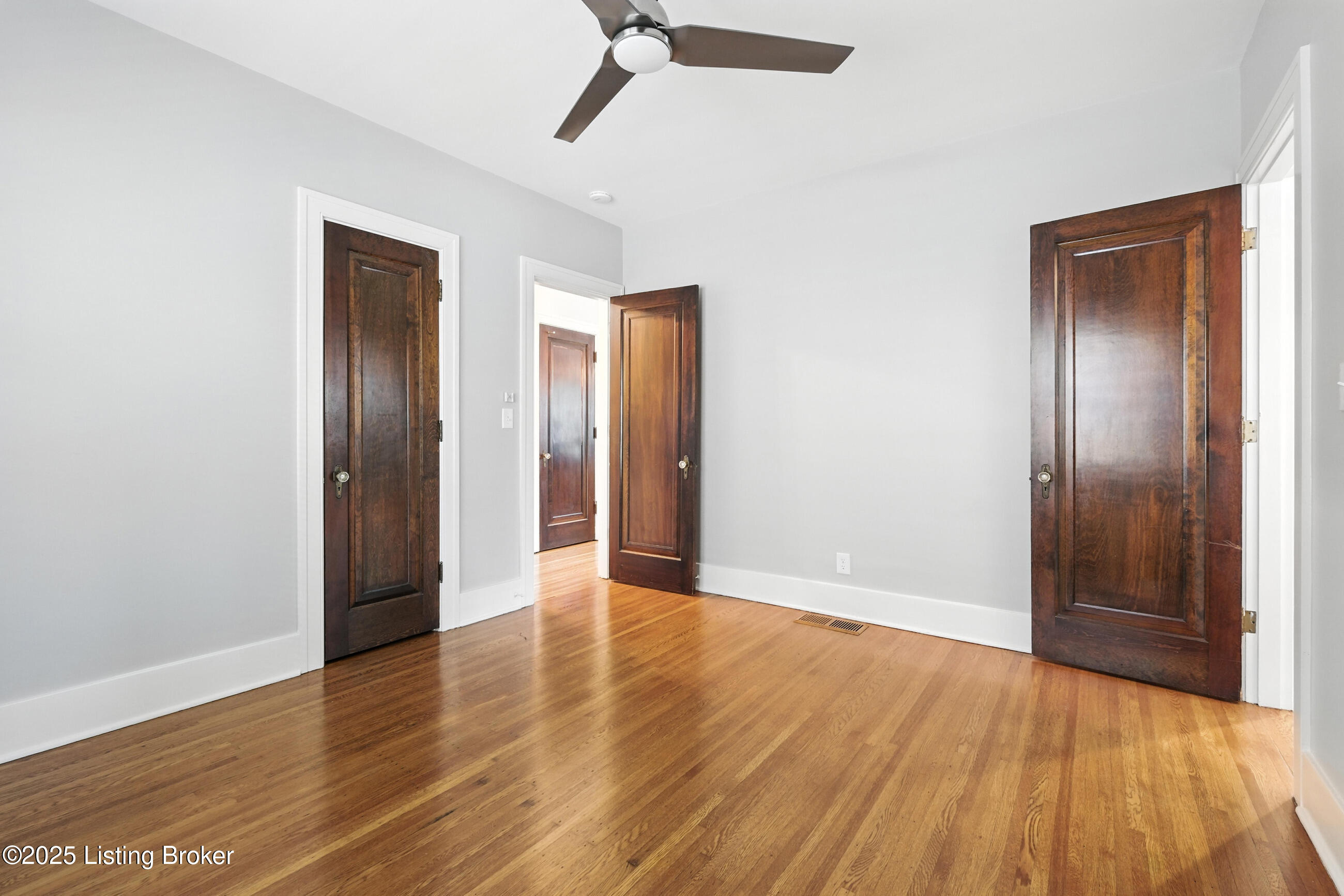 3500 Lexington Rd
