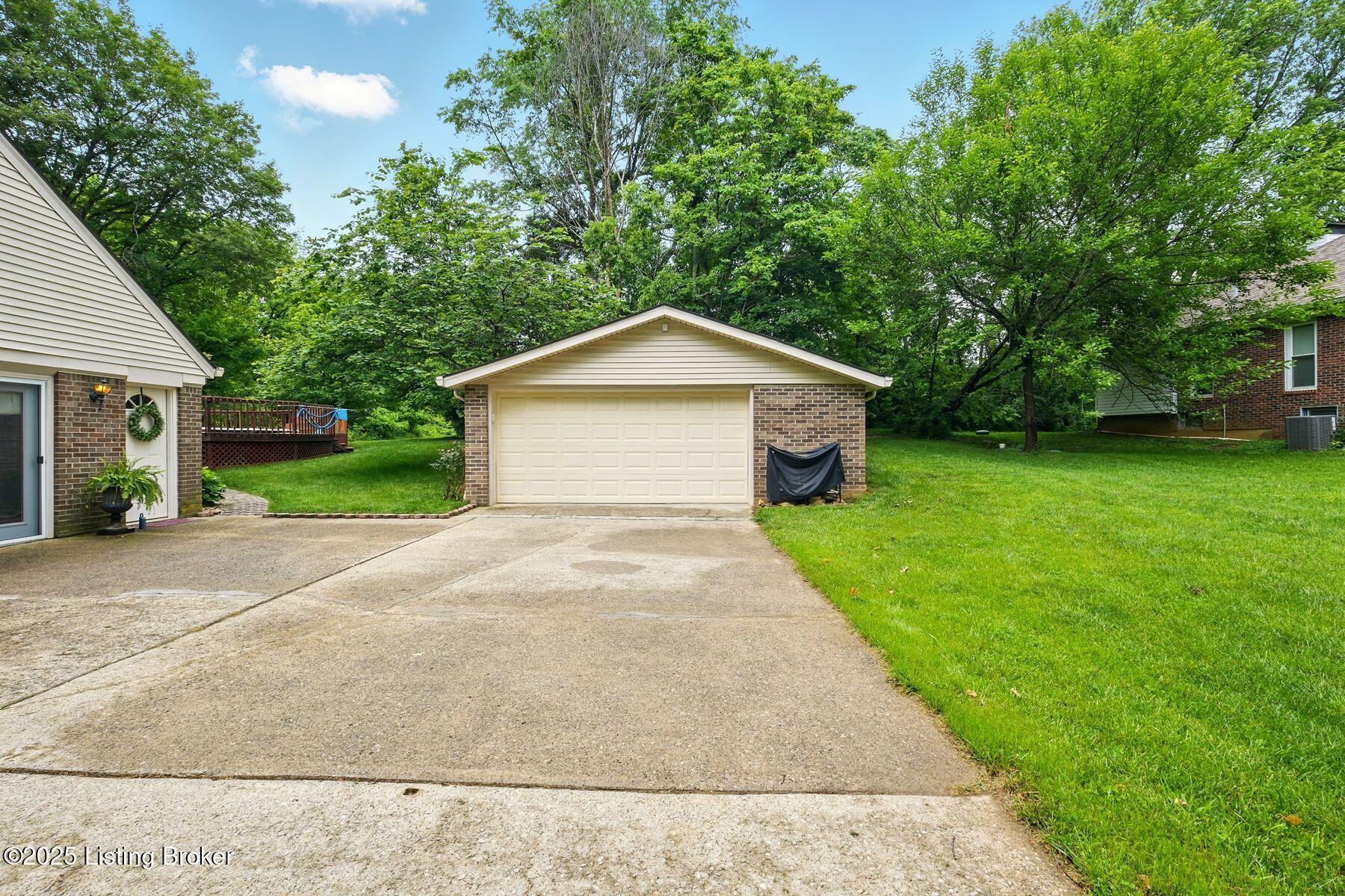10711 Easum Rd