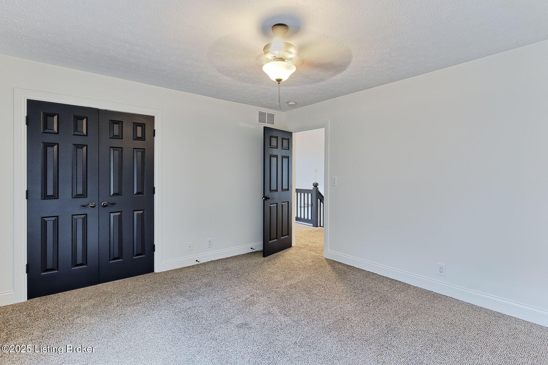8800 New LaGrange Rd