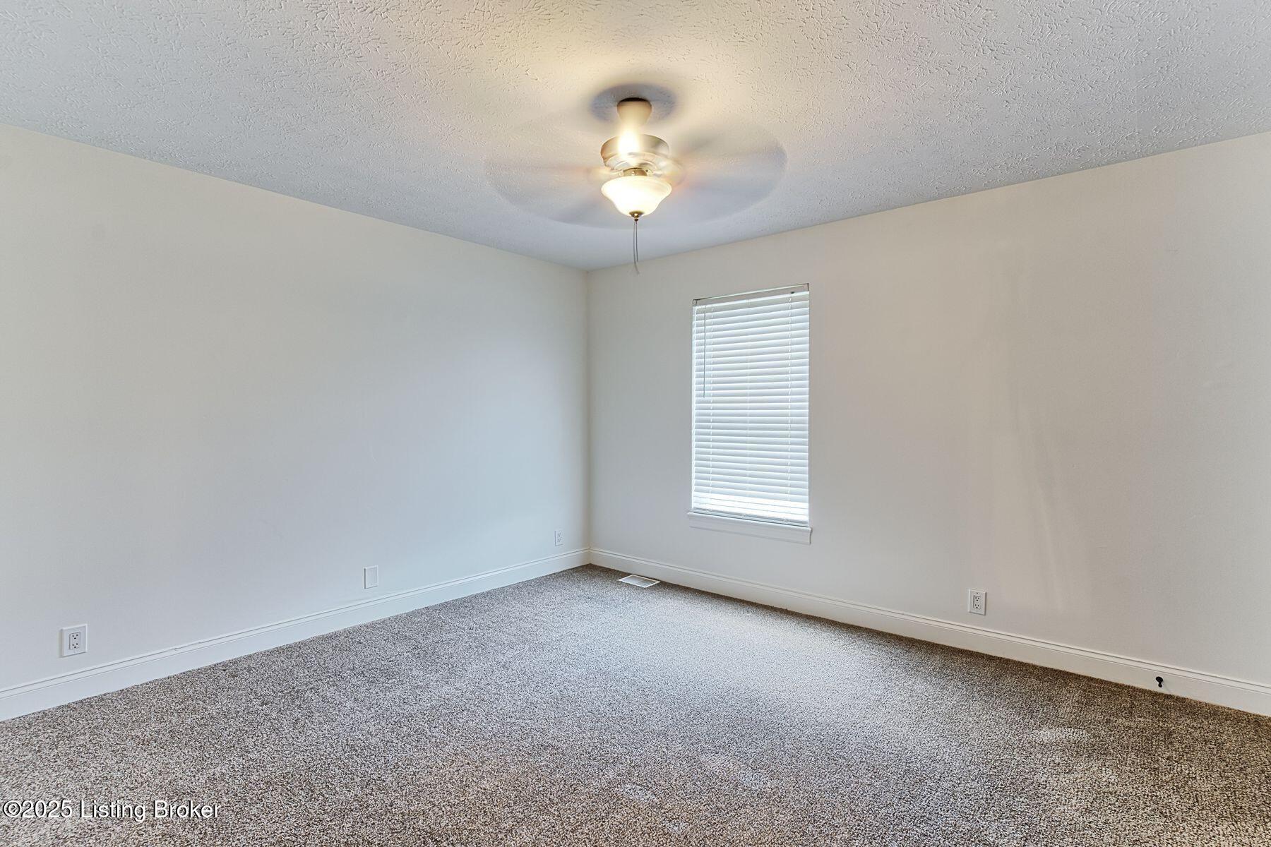 8800 New LaGrange Rd