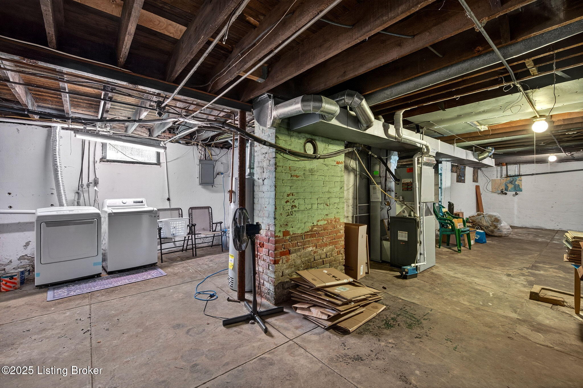 133 N Clifton Ave