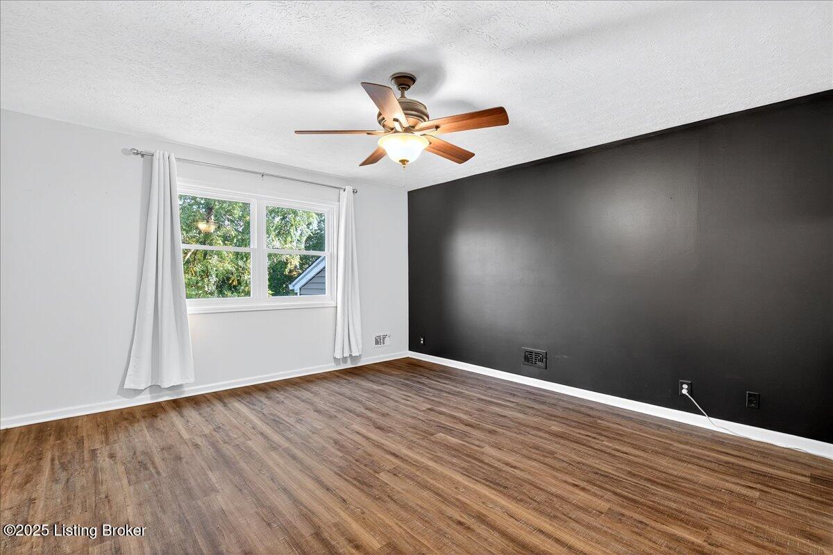 13219 Settlers Point Trail