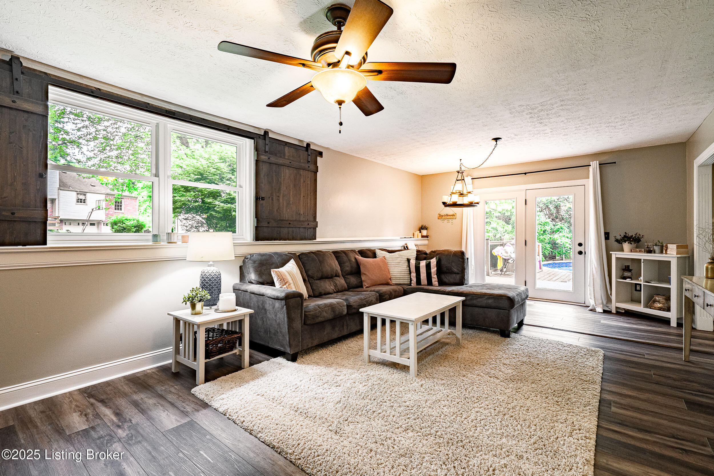 13219 Settlers Point Trail