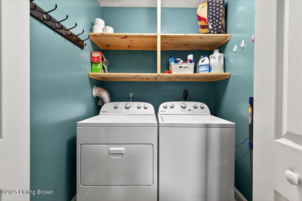 13219 Settlers Point Trail