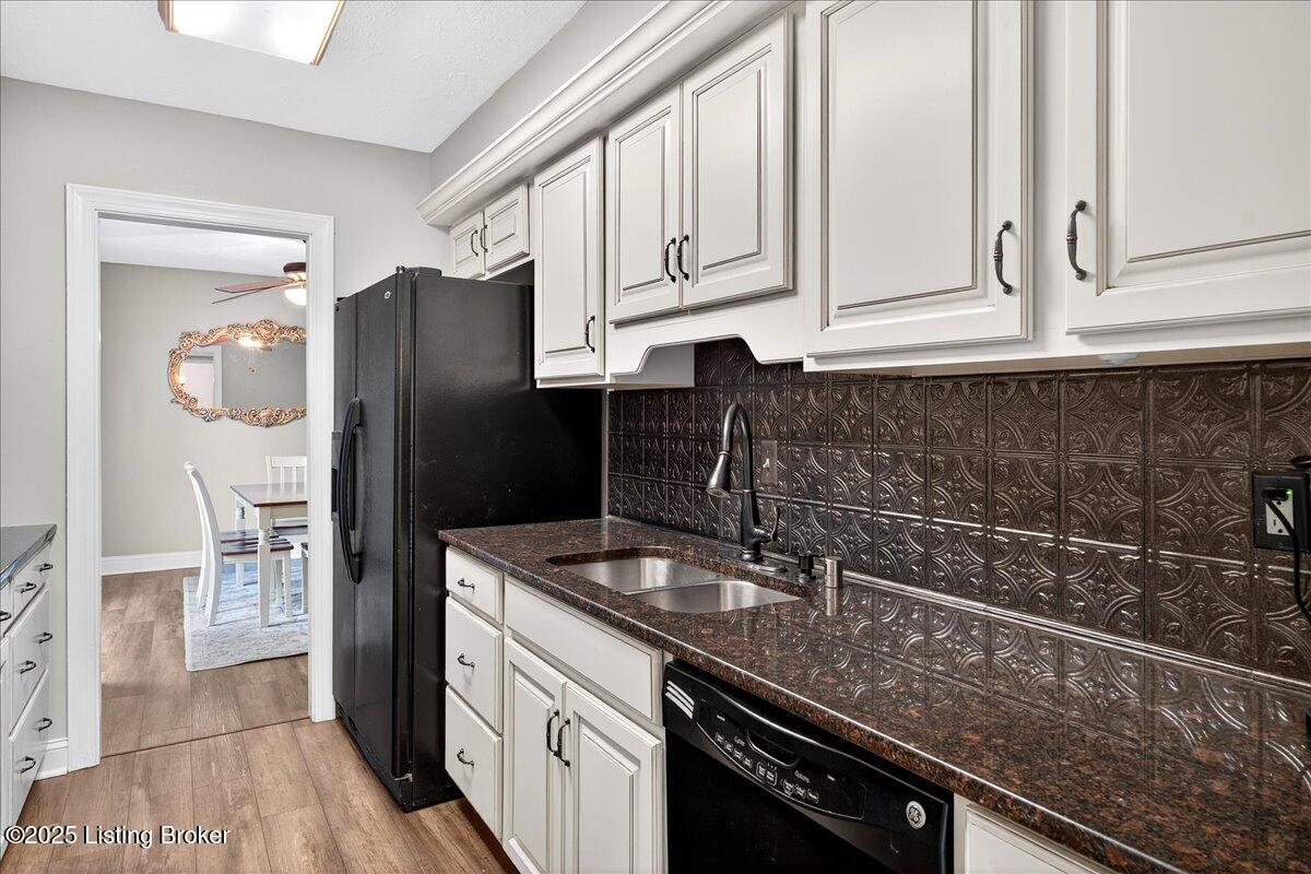 13219 Settlers Point Trail