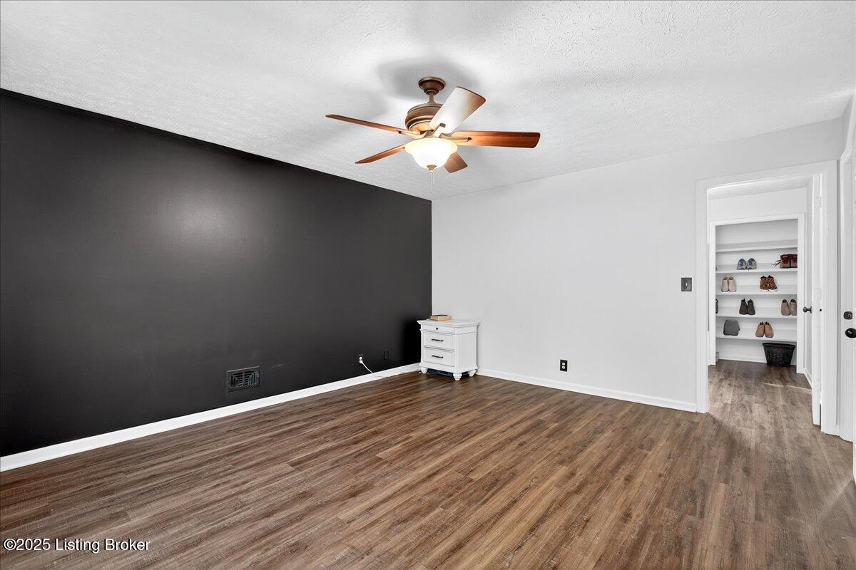 13219 Settlers Point Trail