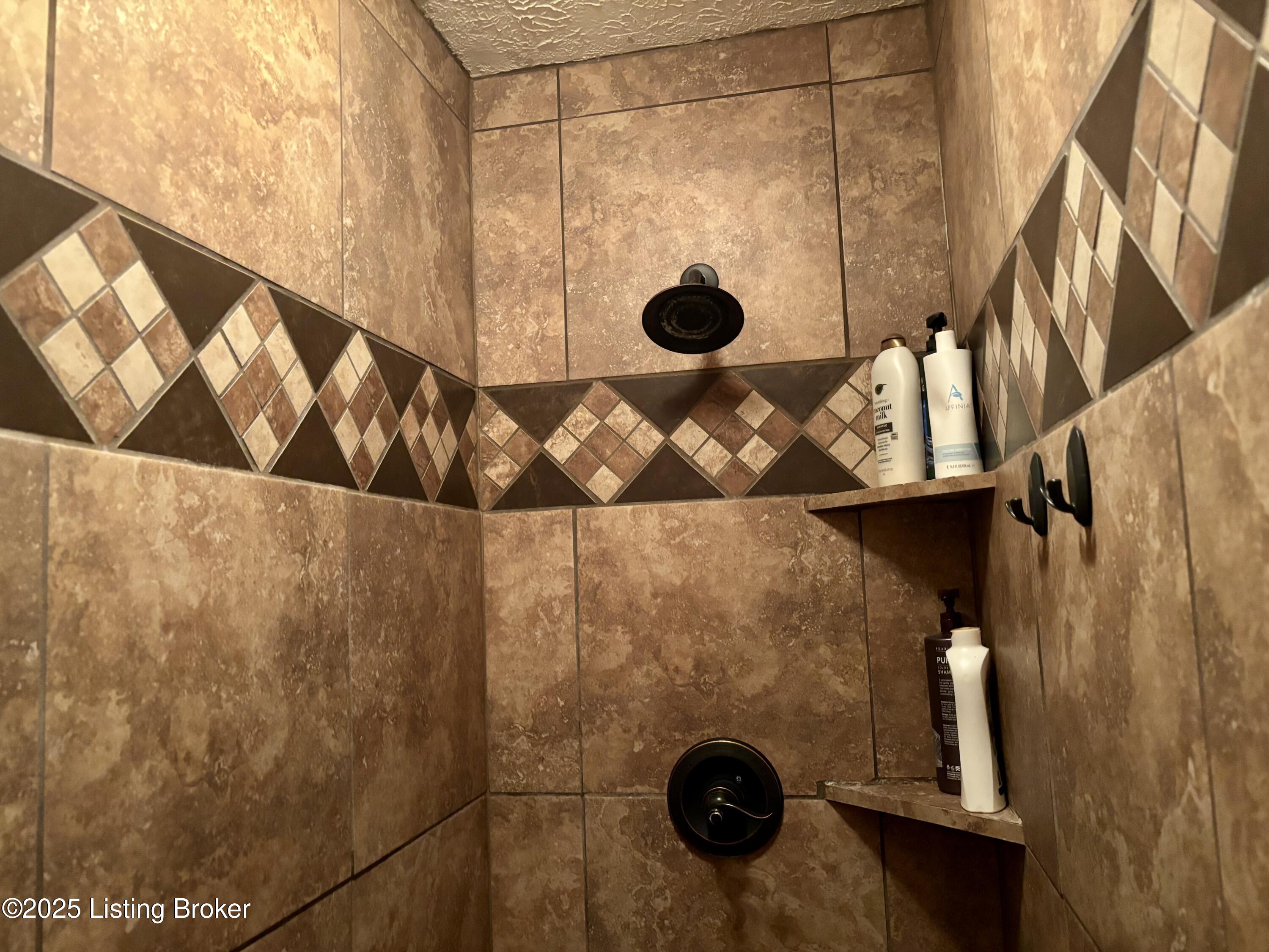 13219 Settlers Point Trail