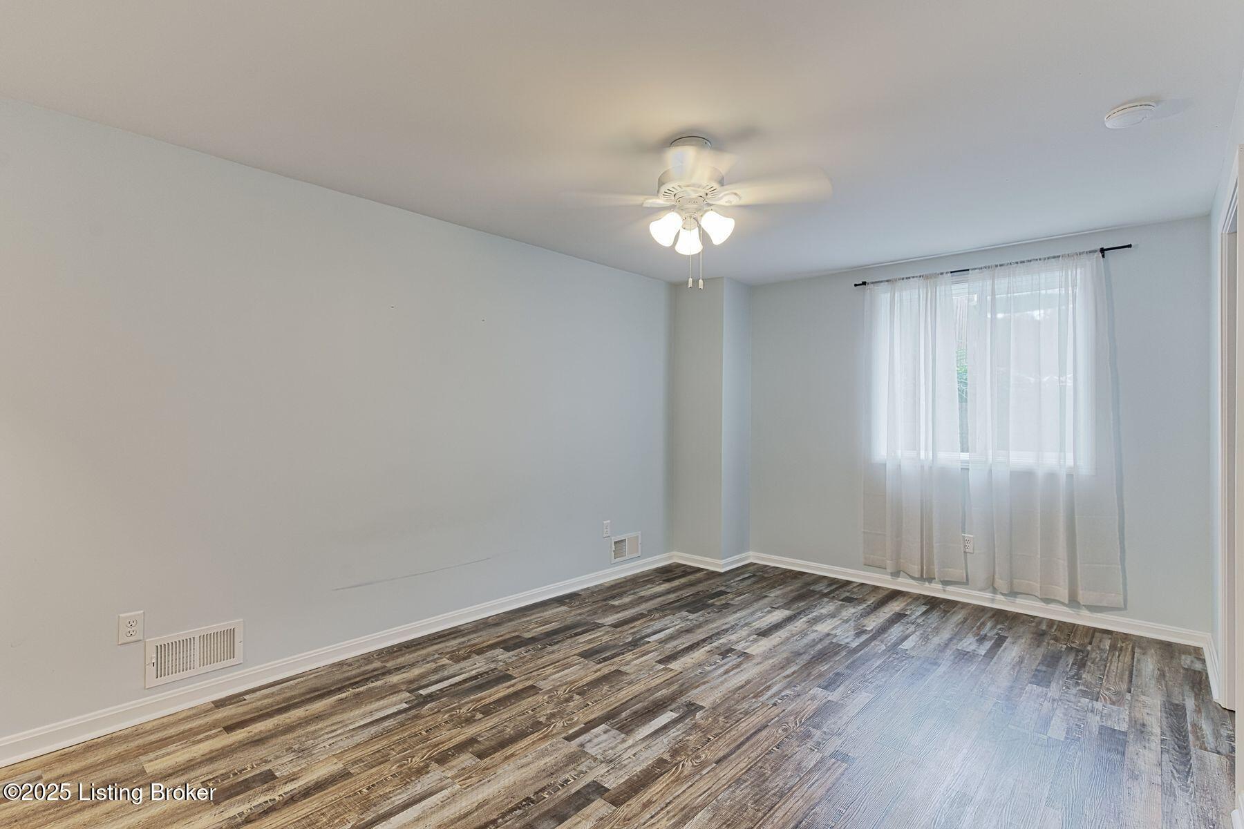 13303 Tucker Wood Pl