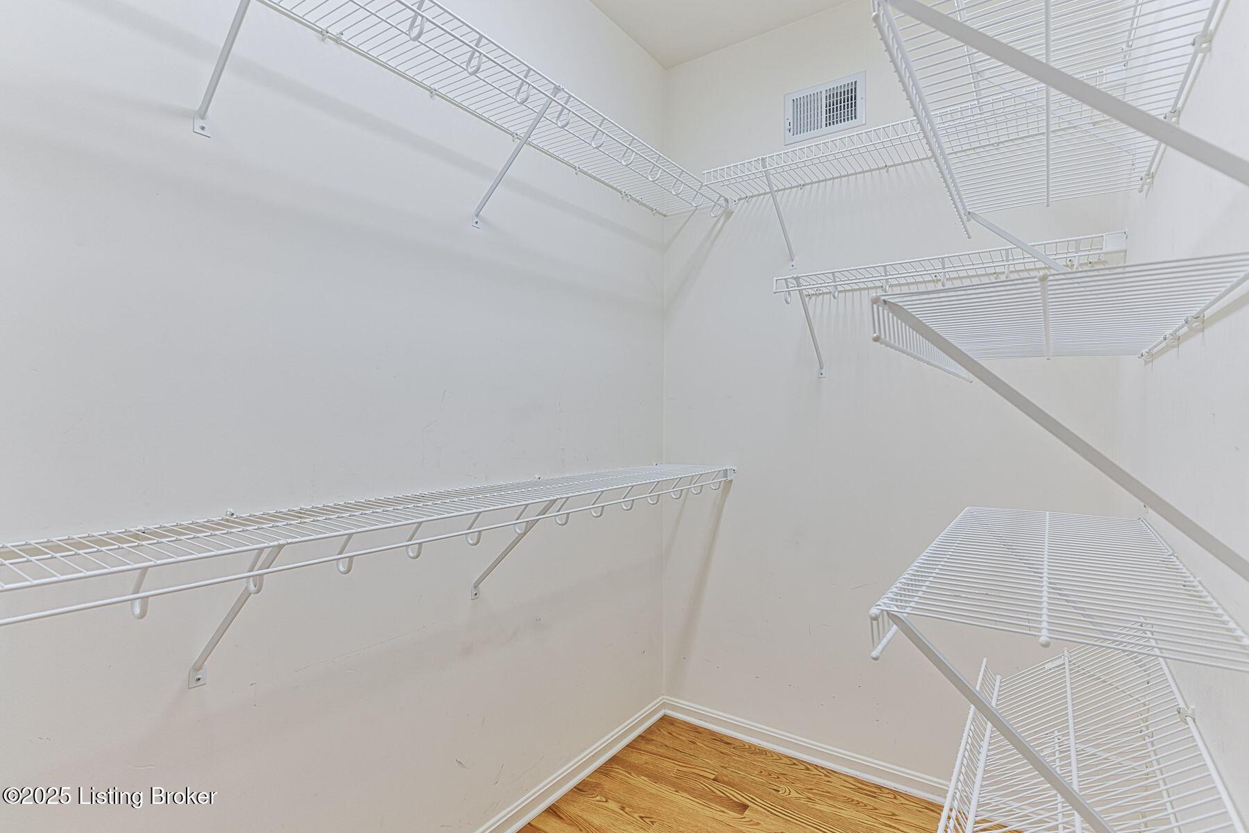 13303 Tucker Wood Pl