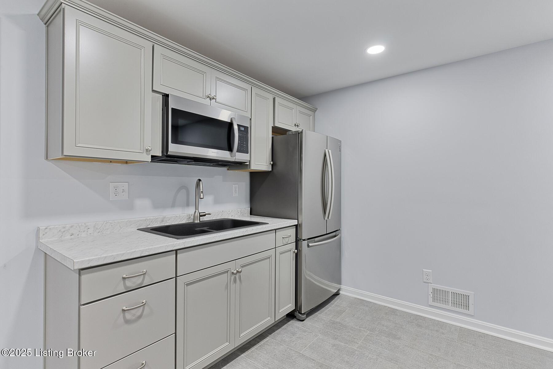 13303 Tucker Wood Pl