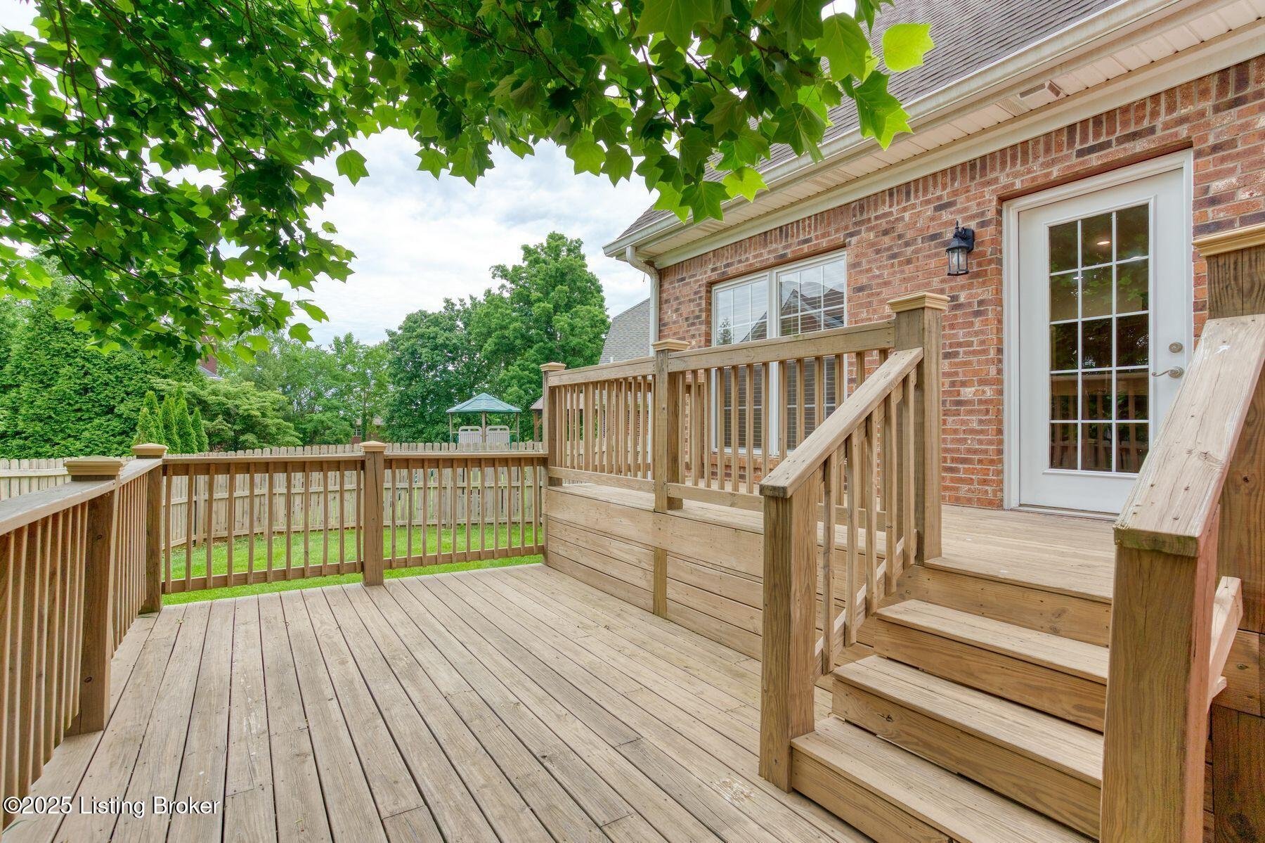 13303 Tucker Wood Pl