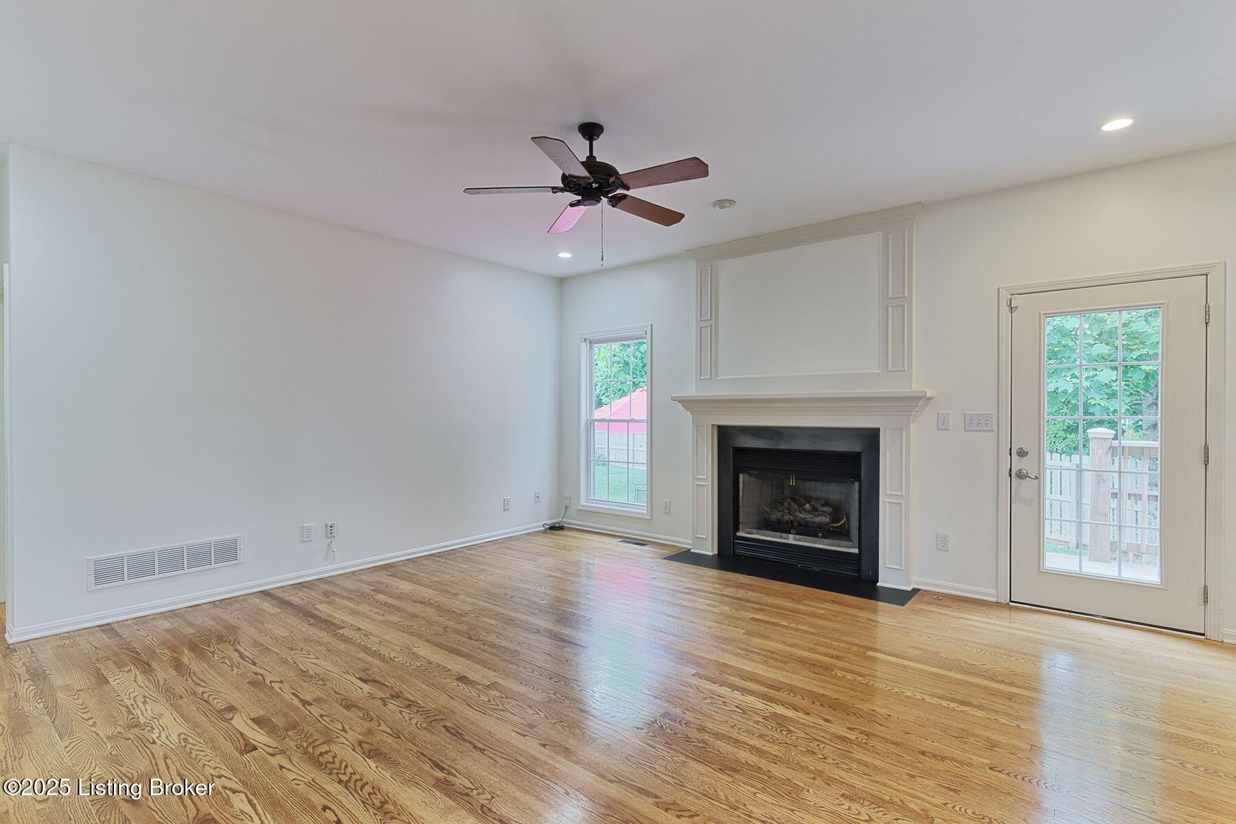 13303 Tucker Wood Pl