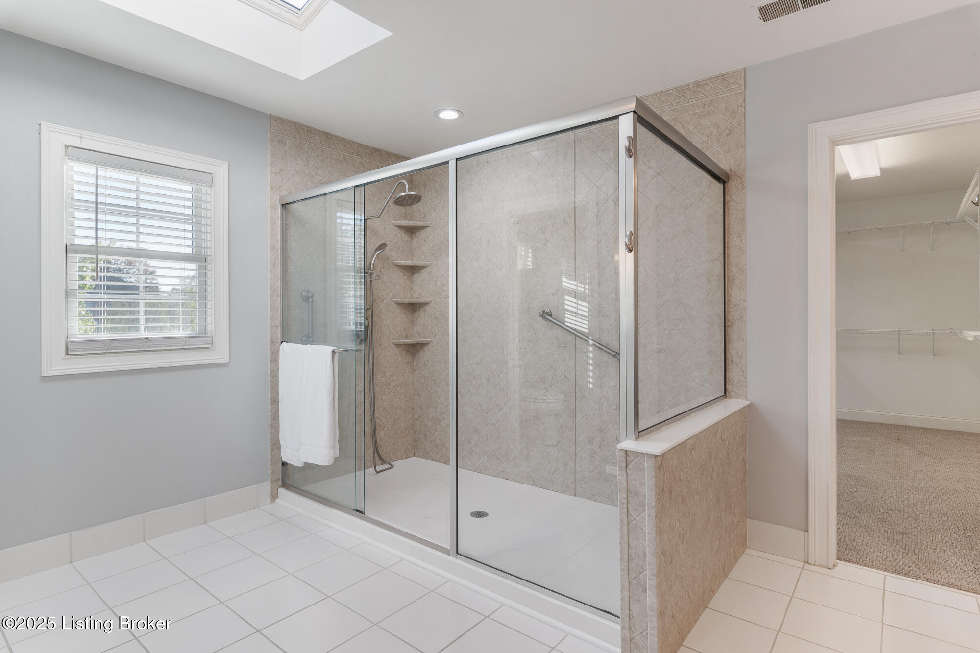 909 Woodland Heights Dr