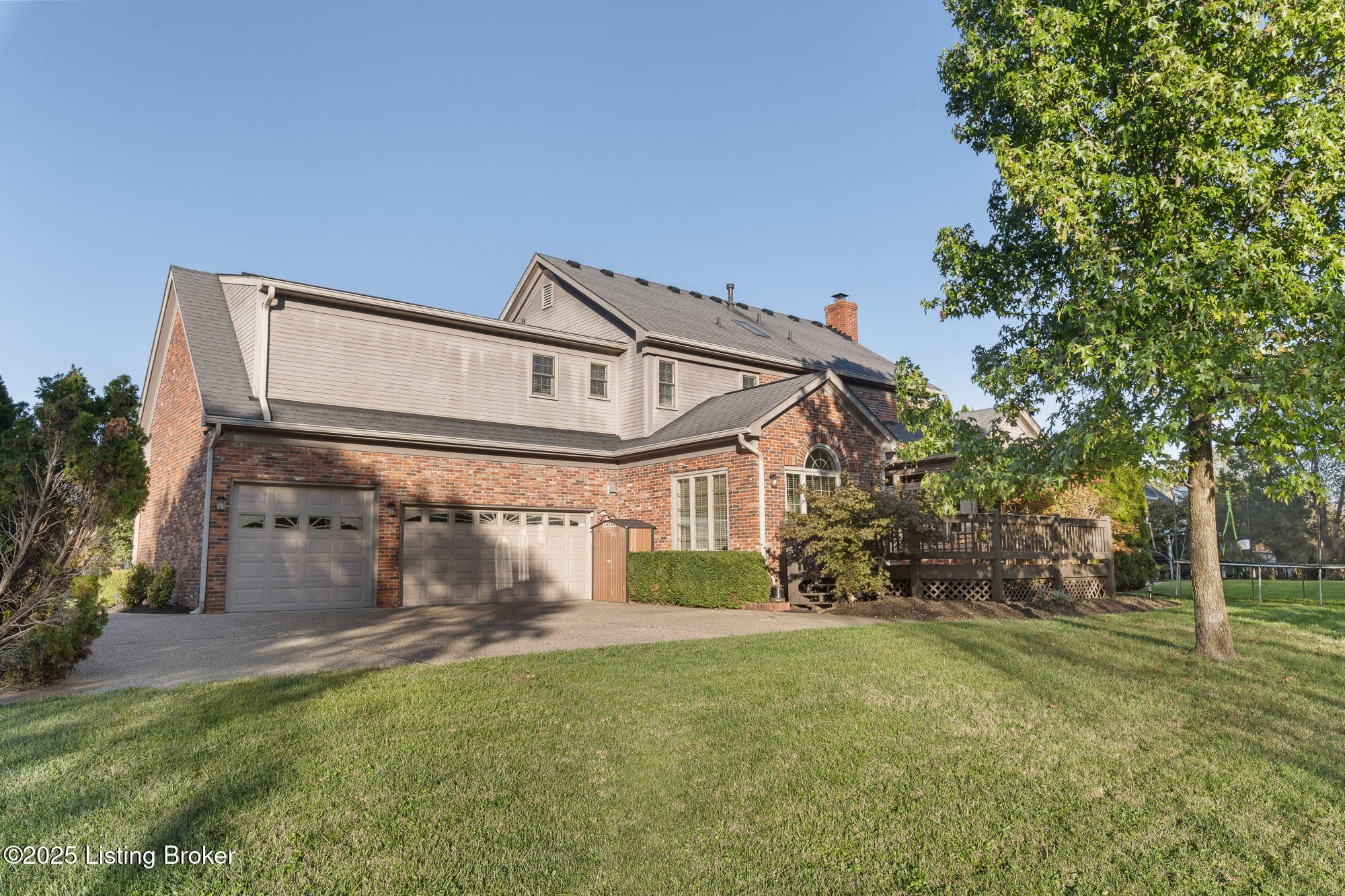 909 Woodland Heights Dr