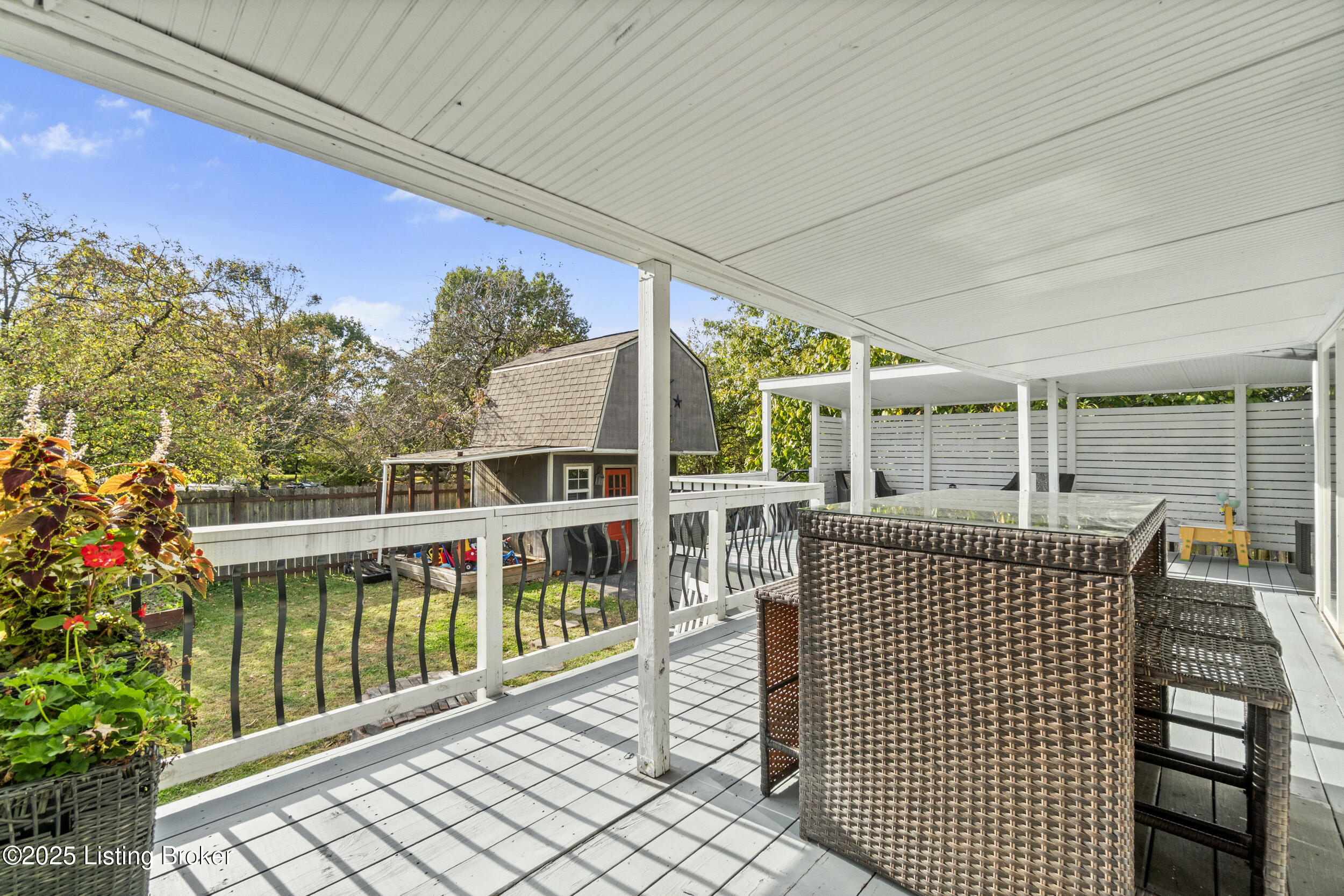 1304 Lydia St