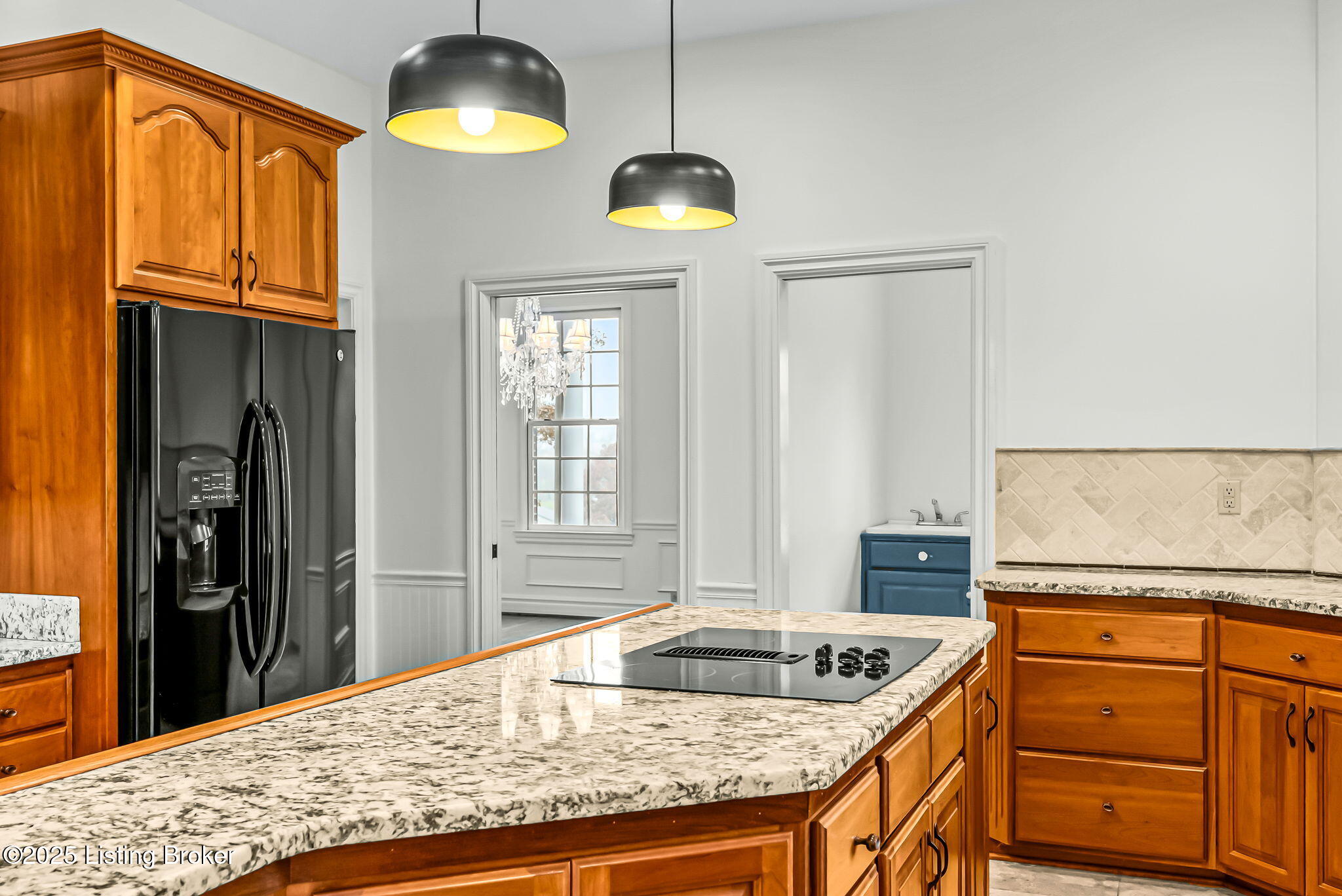 1004 Majestic Oaks Way