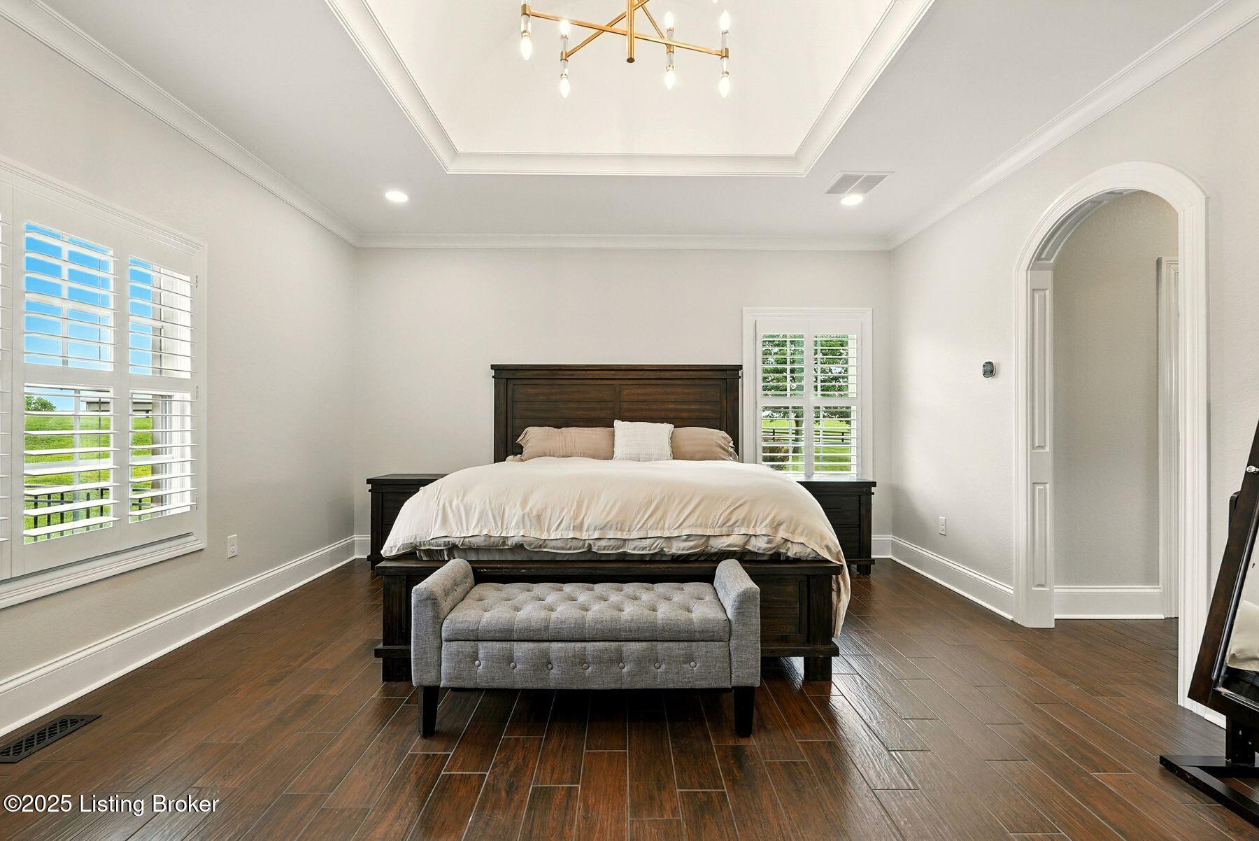 1058 Majestic Oaks Way