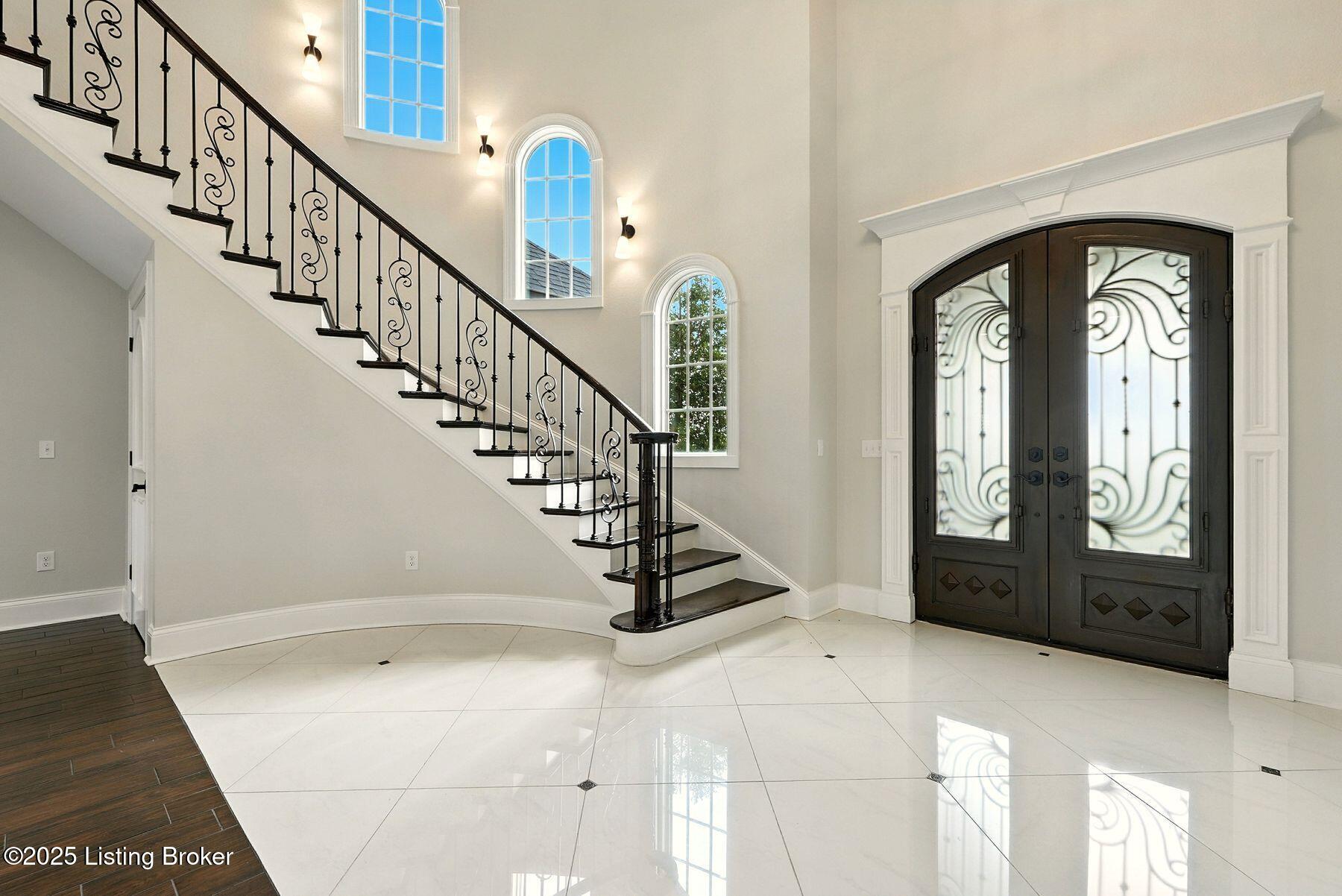 1058 Majestic Oaks Way