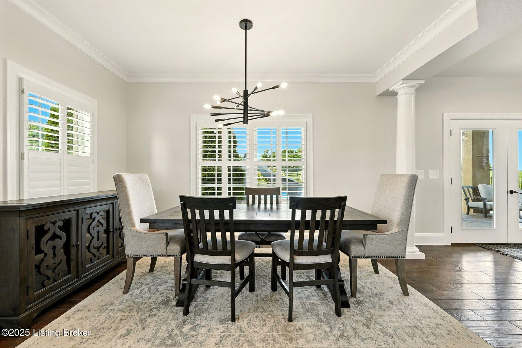 1058 Majestic Oaks Way