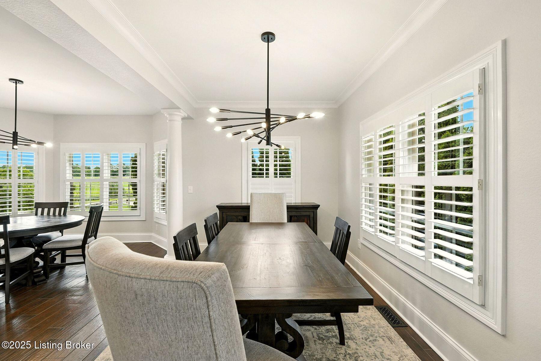 1058 Majestic Oaks Way