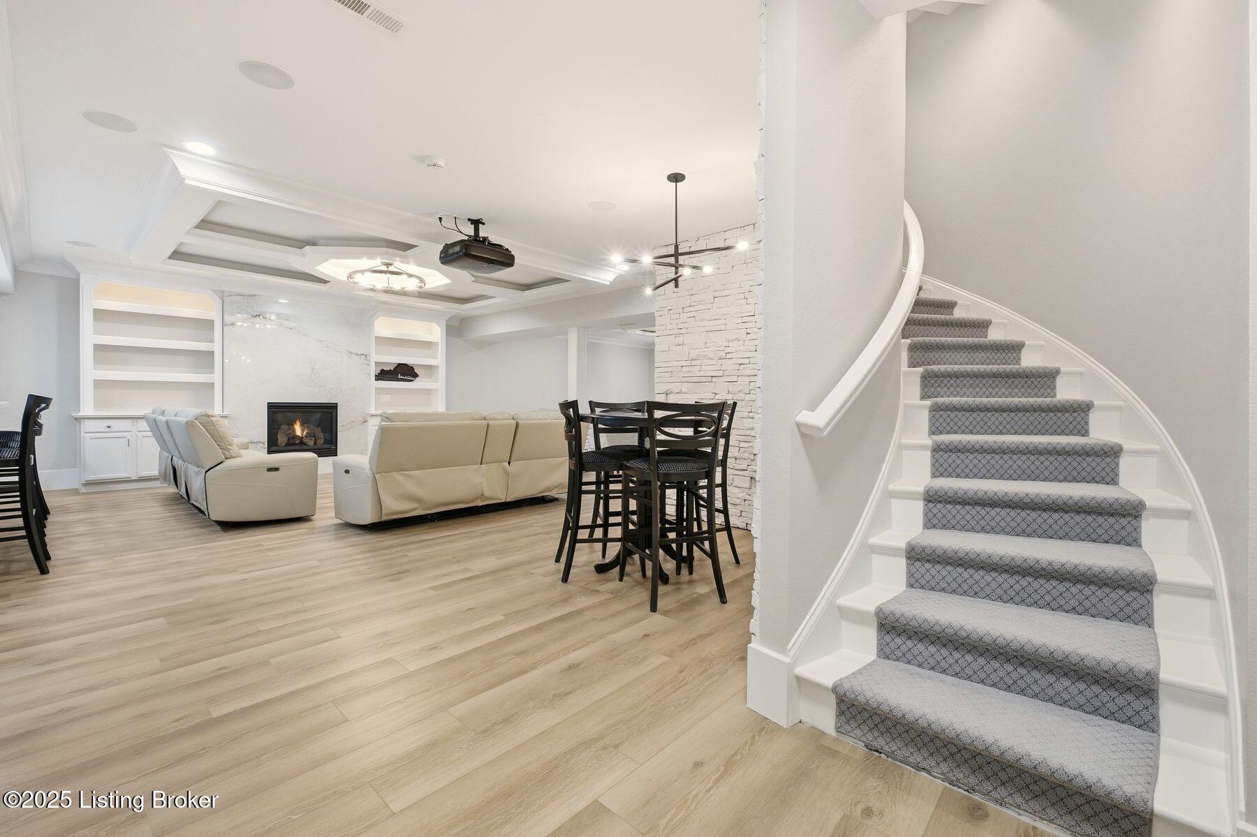 1058 Majestic Oaks Way