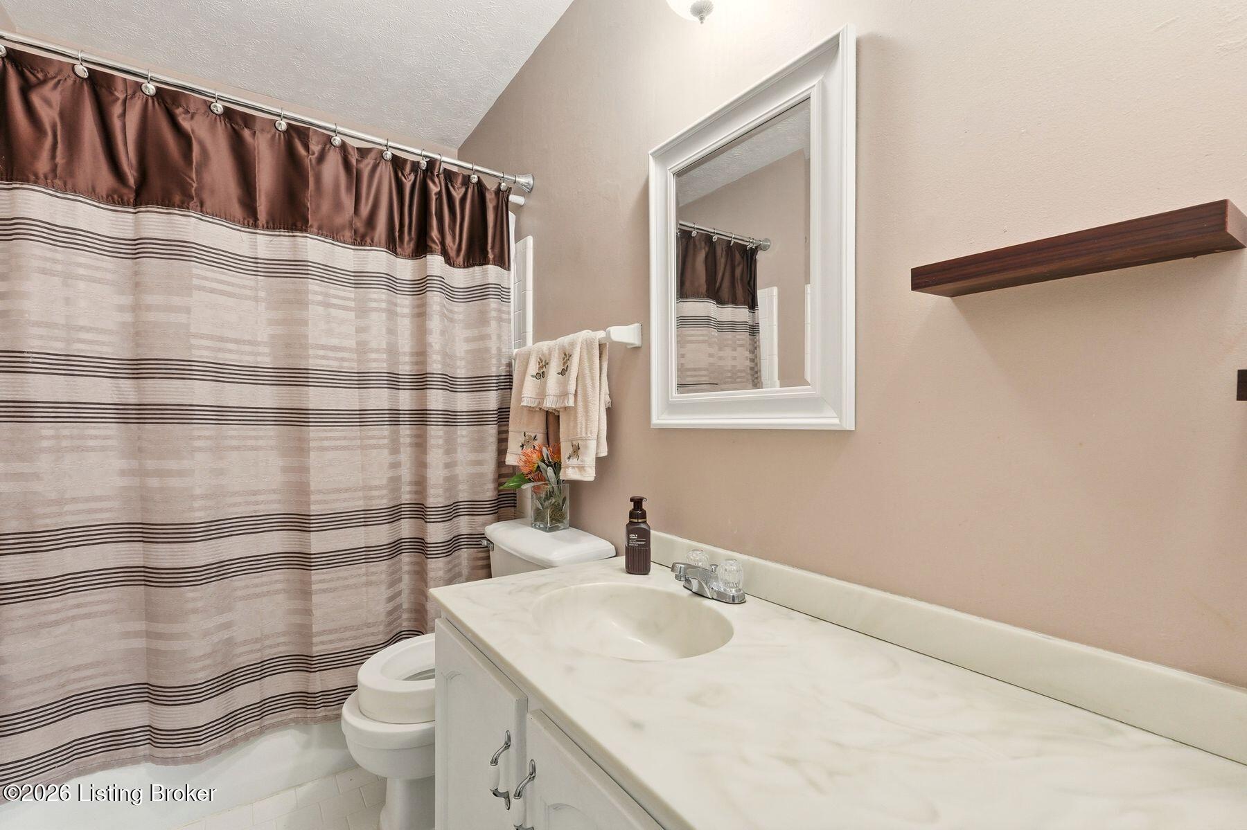 239 El Conquistador Pl