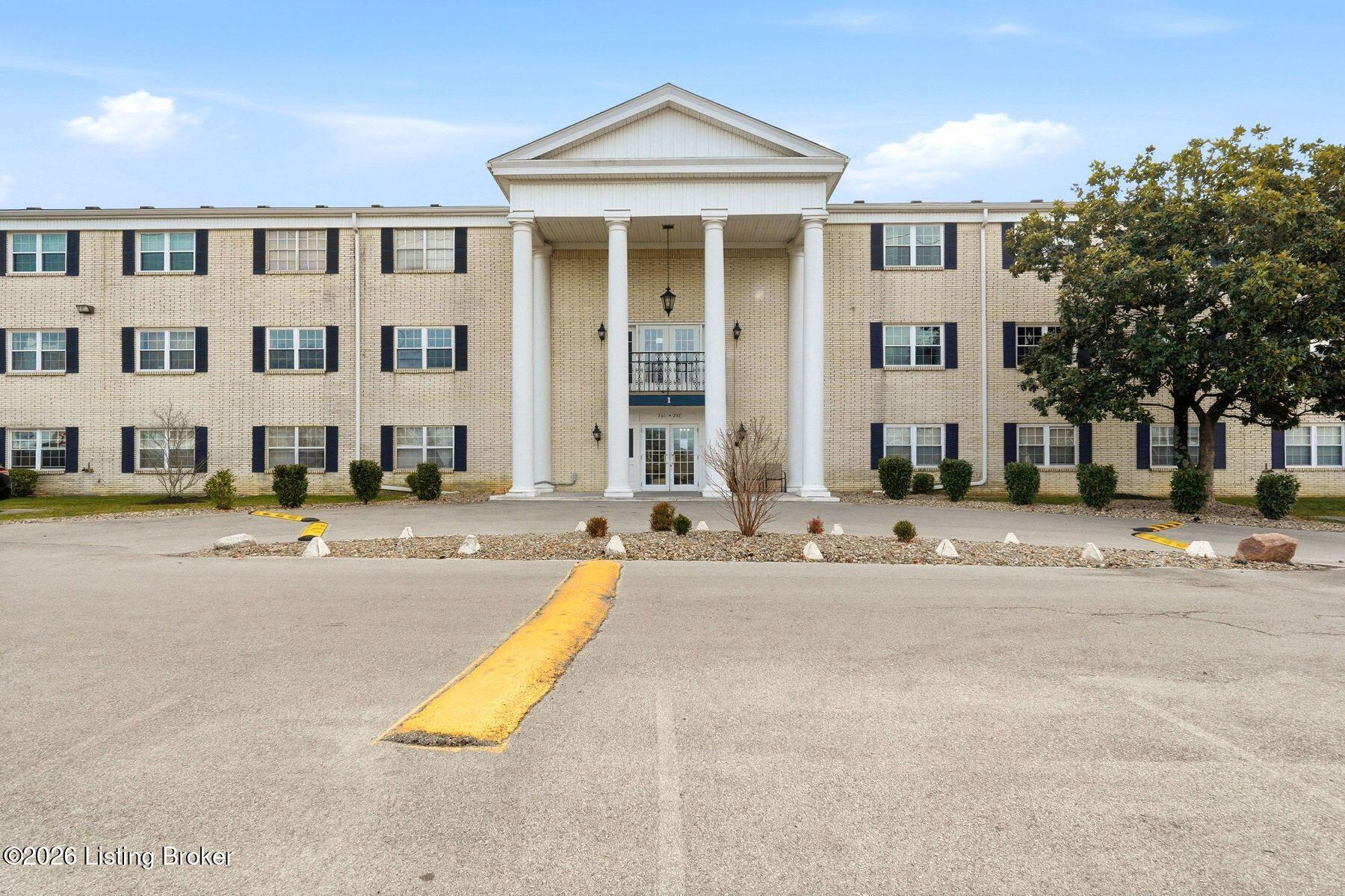 239 El Conquistador Pl