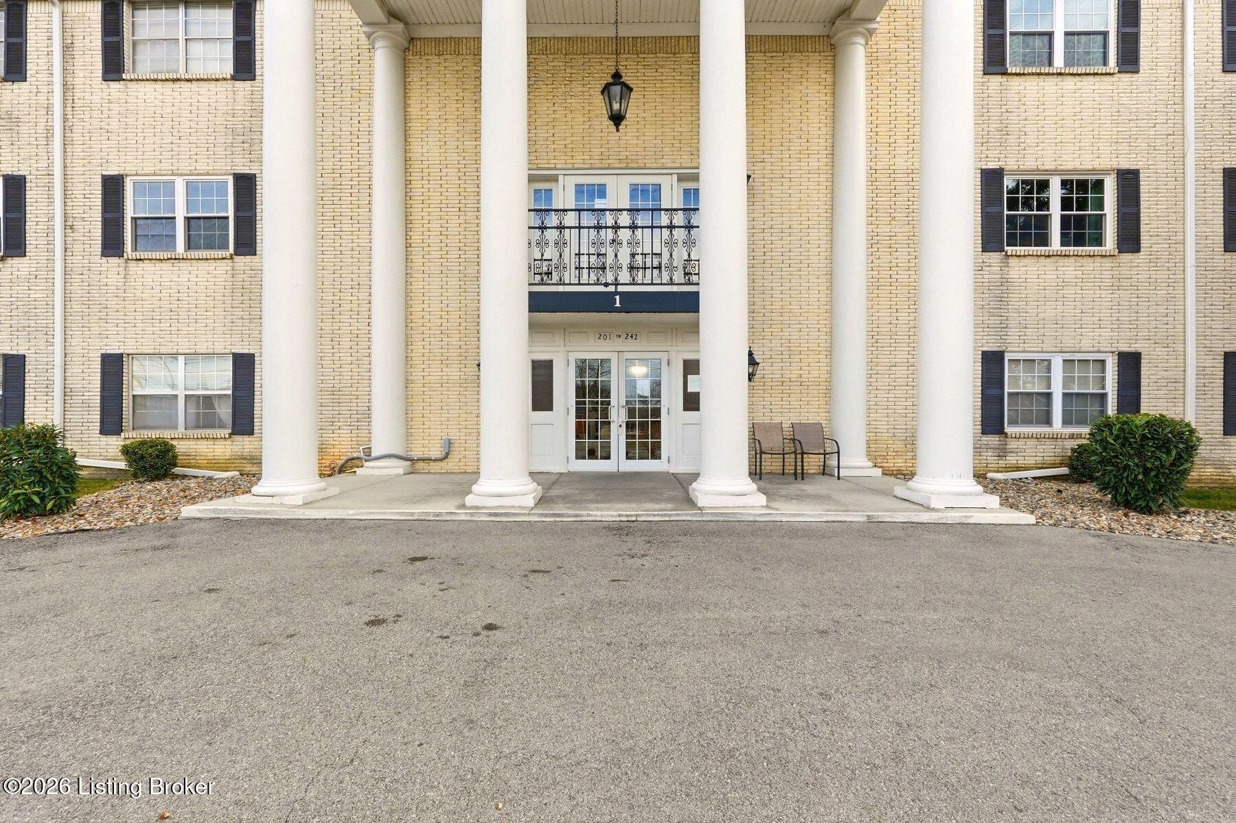 239 El Conquistador Pl