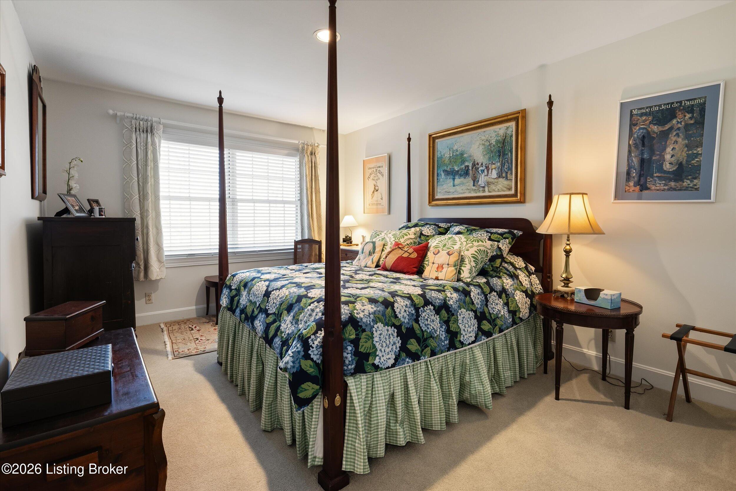 1320 Navajo Ct